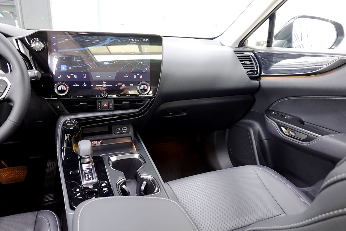 LEXUS NX 450h+ E-FOUR Comfort Pack Interieur, Panorama-image-10