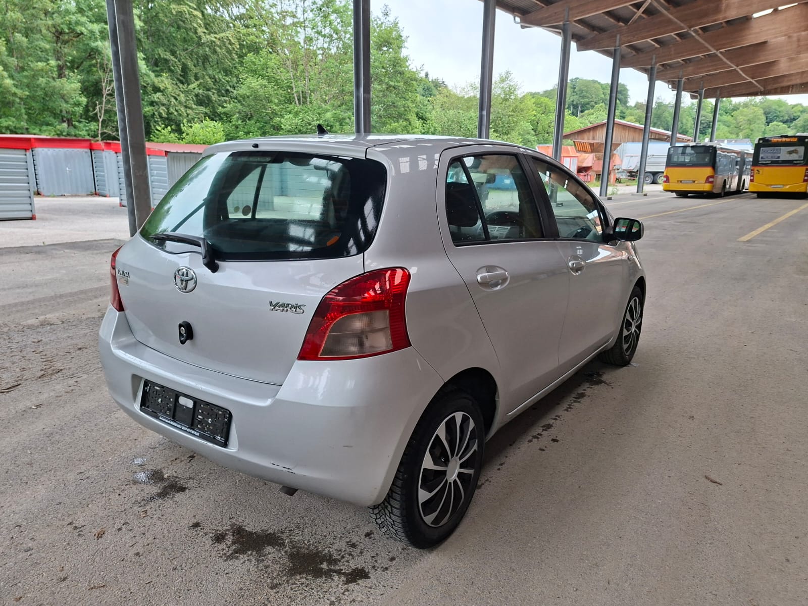 TOYOTA Yaris 1.3 Linea Sol-image-4