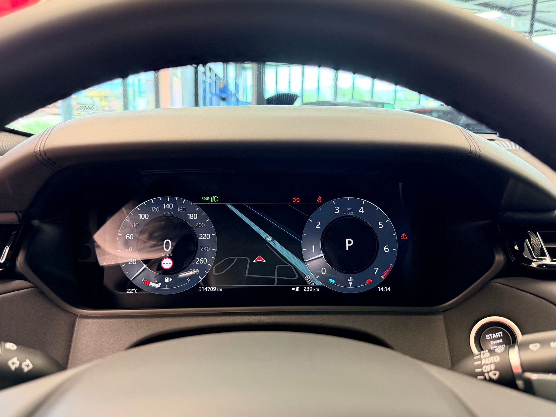 LAND ROVER Range Rover Velar Dynamic SE P 400 Automatic-image-29