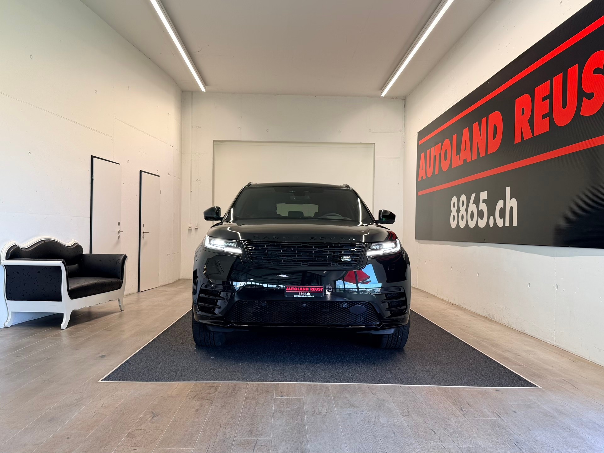 LAND ROVER Range Rover Velar Dynamic SE P 400 Automatic-showroom-element-1
