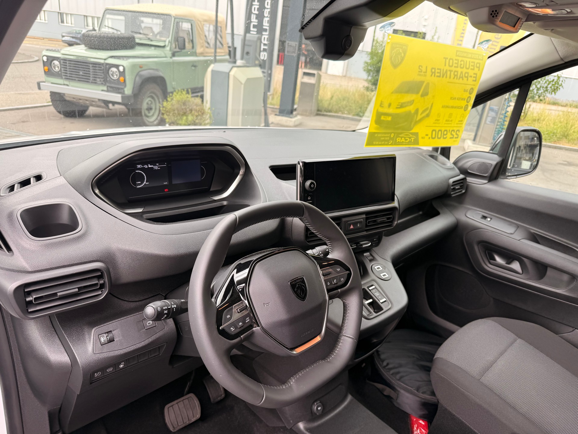 PEUGEOT Kasten Lang 50kWh-image-12