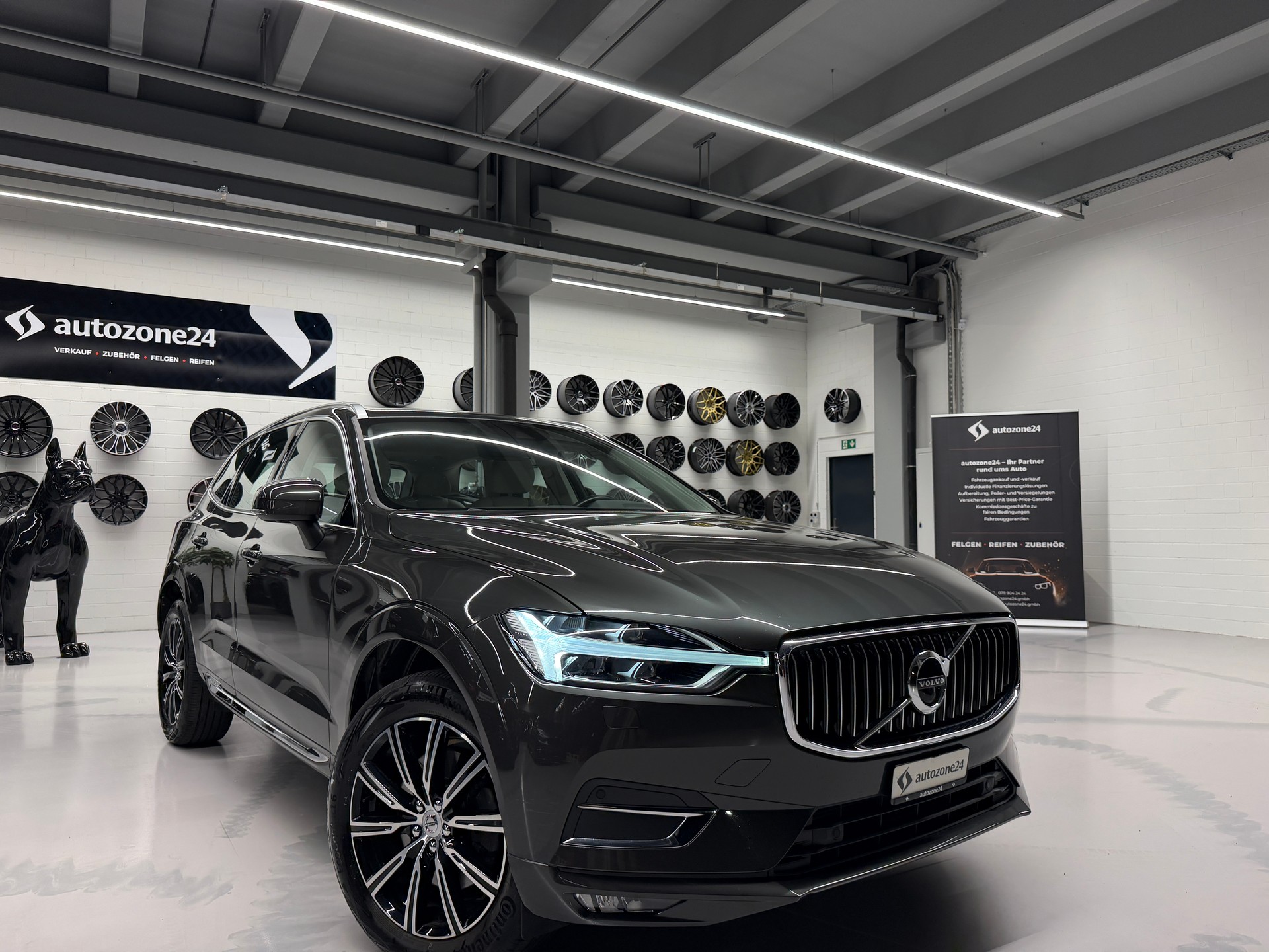 VOLVO XC60 2.0 D5 Inscription AWD-showroom-element-1