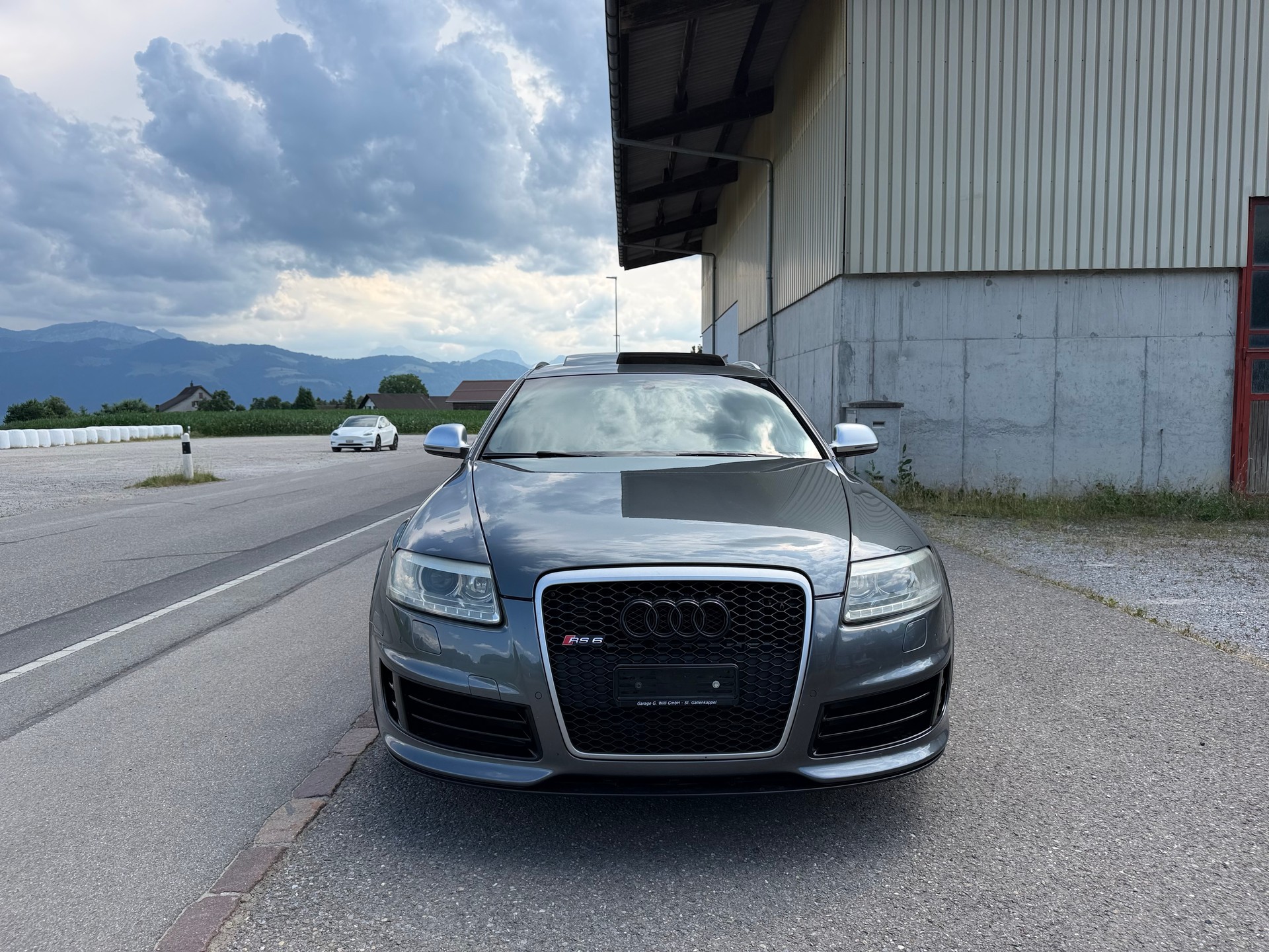 AUDI RS6 Avant 5.0 TFSI V10 quattro tiptronic-image-4
