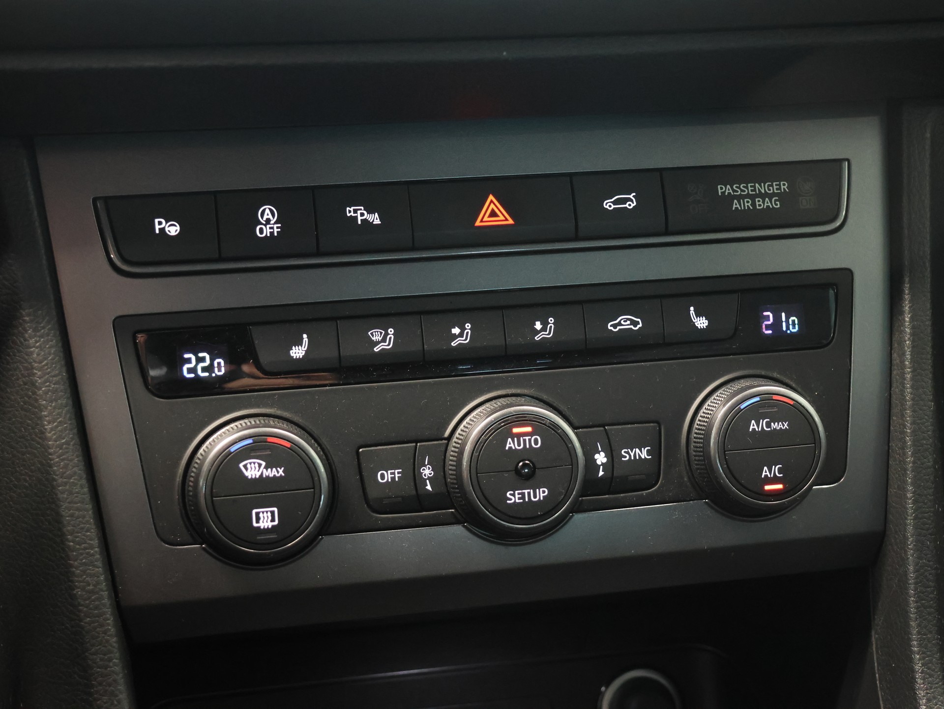 CUPRA Ateca 2.0TSI 4Drive DSG *360 Kamera* *Sitzheizung*-image-18
