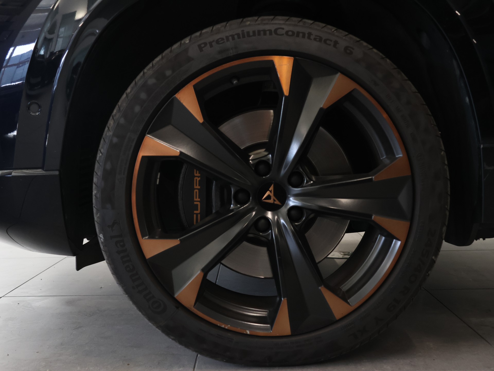 CUPRA Ateca 2.0TSI 4Drive DSG *360 Kamera* *Sitzheizung*-image-8