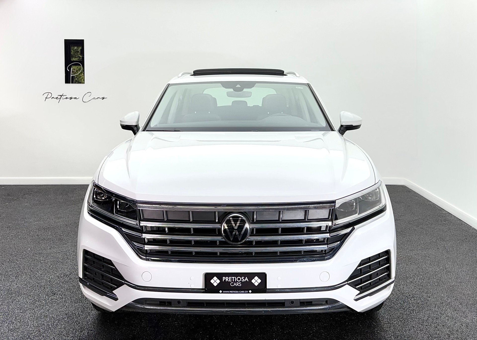 VW Touareg 3.0 TDI Elegance Tiptronic-showroom-element-2