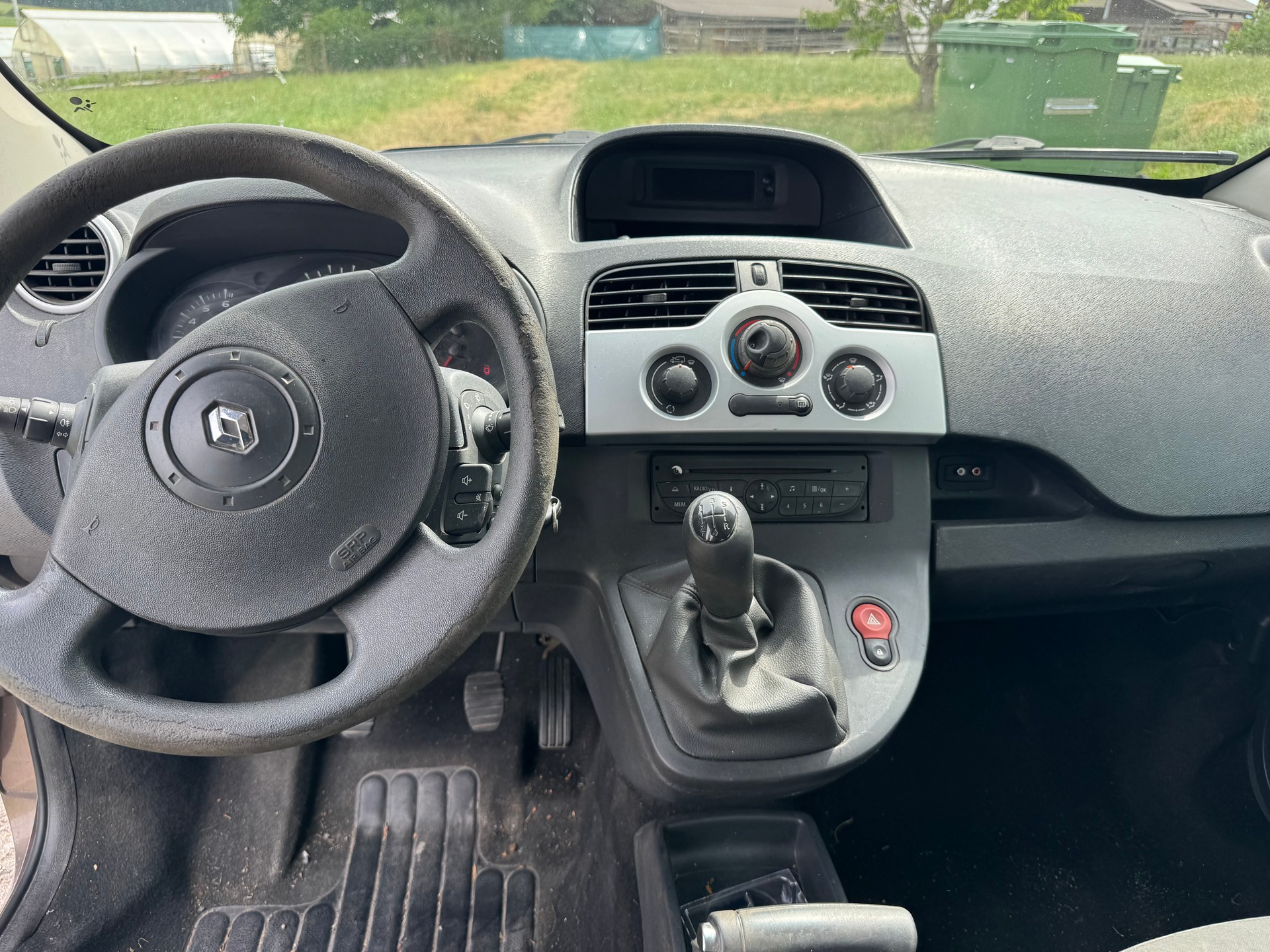 RENAULT Kangoo 1.5 dCi Expression-image-8