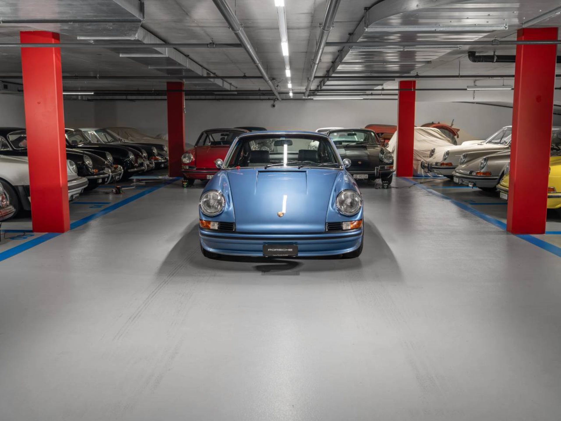PORSCHE 911 T 2.4 Coupé-showroom-element-1