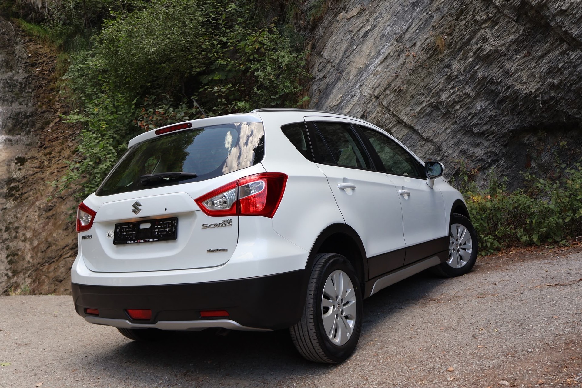 SUZUKI SX4 S-Cross 1.6 16V Compact+ 4WD-image-5