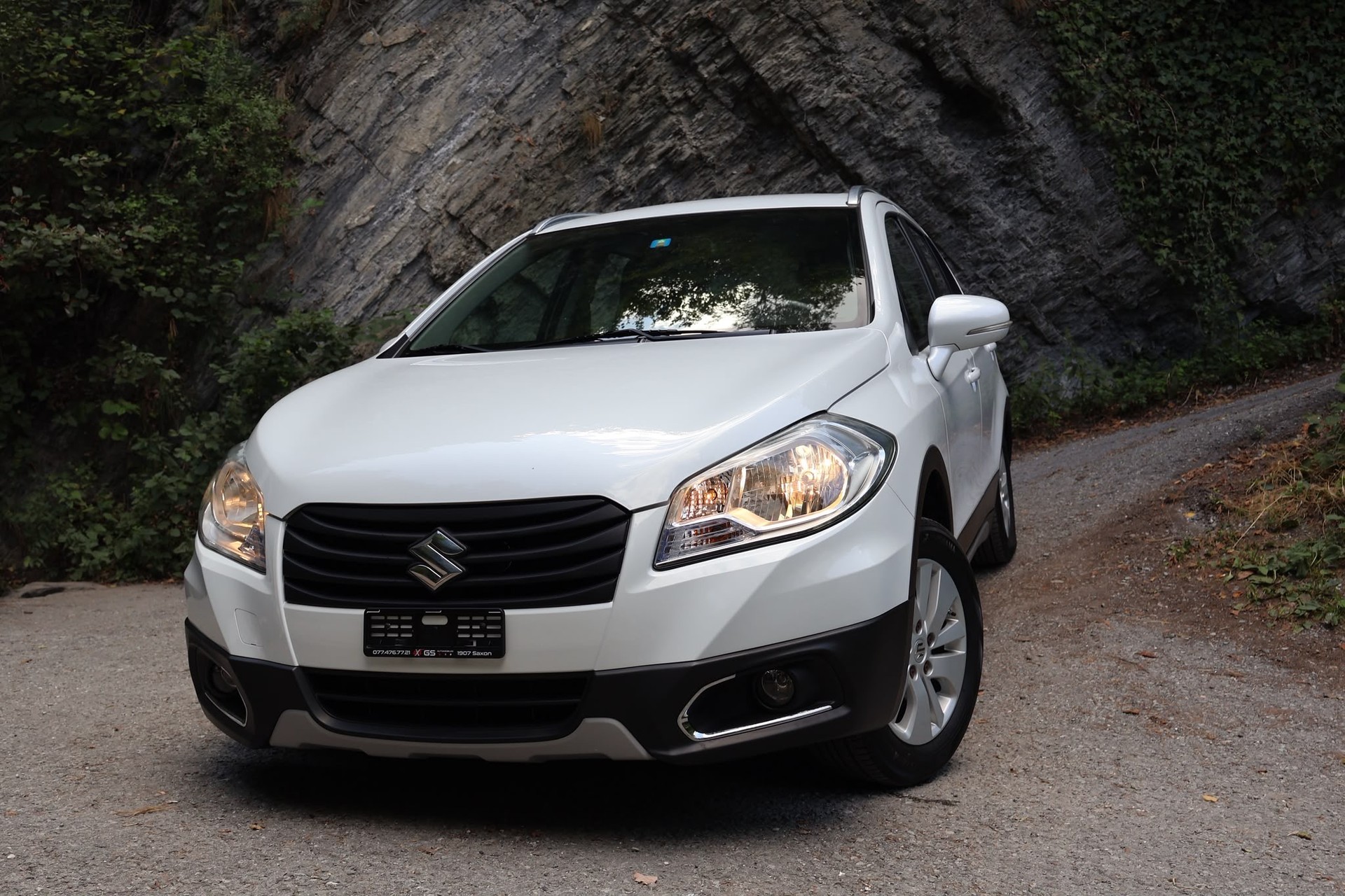 SUZUKI SX4 S-Cross 1.6 16V Compact+ 4WD-showroom-element-1