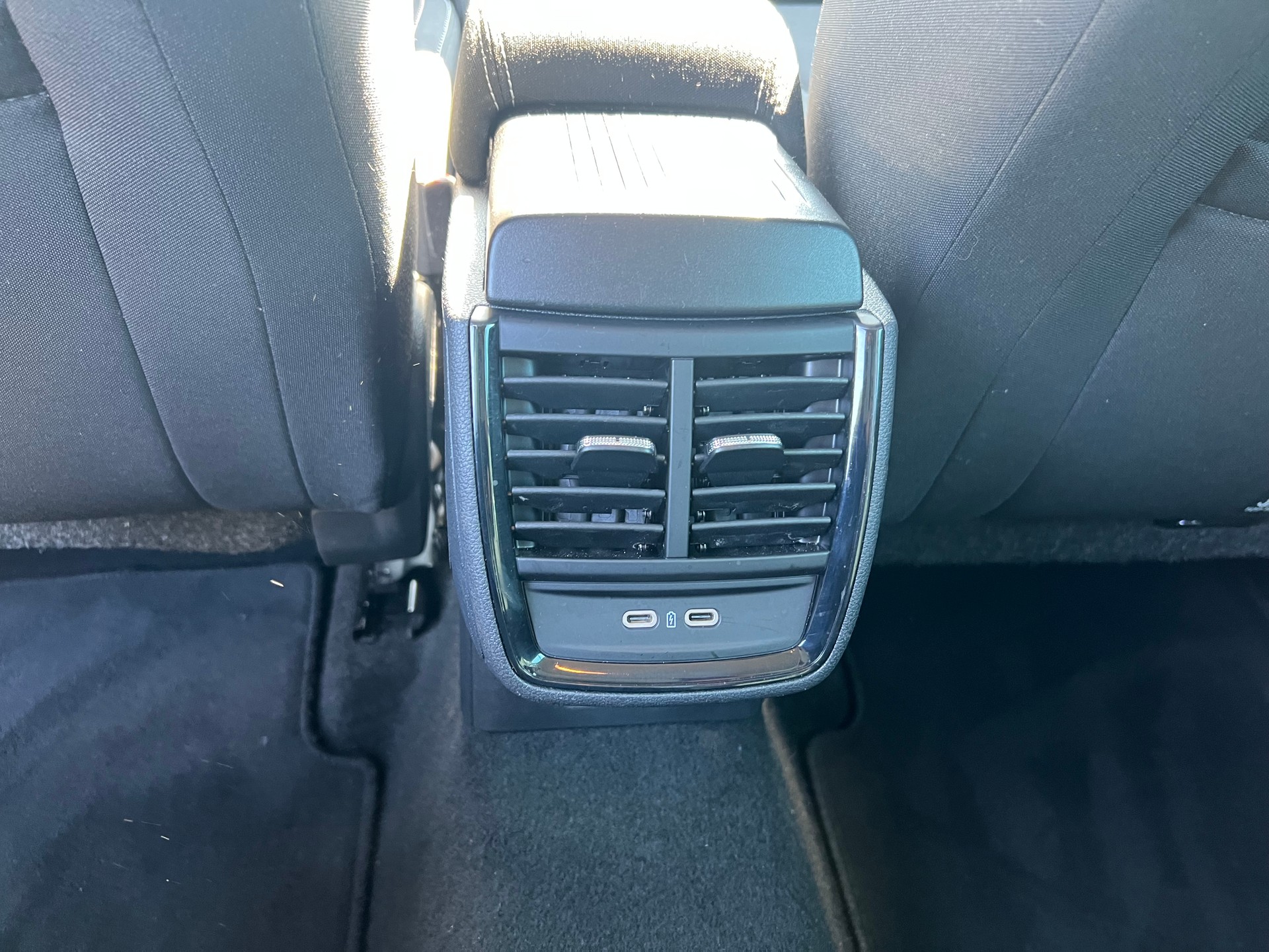 SKODA Kamiq 1.0 TSI Ambition DSG-image-18