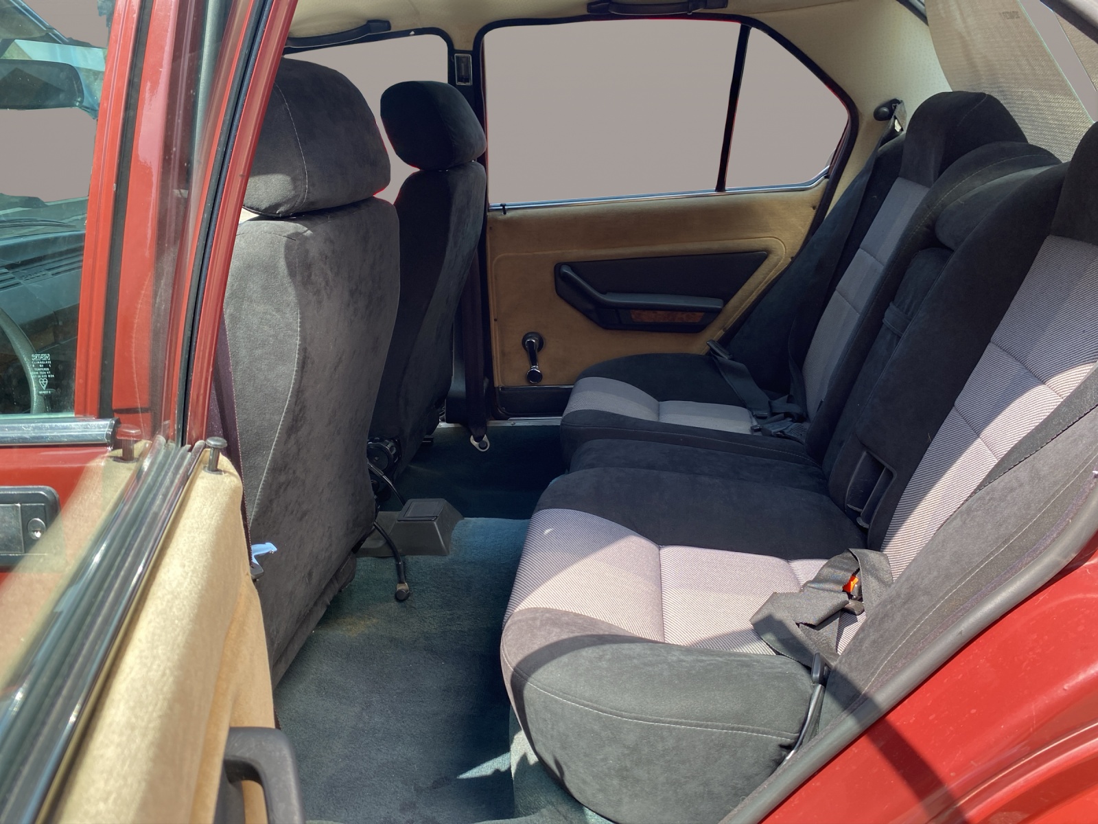 ALFA ROMEO ALFETTA 2.0l-image-13