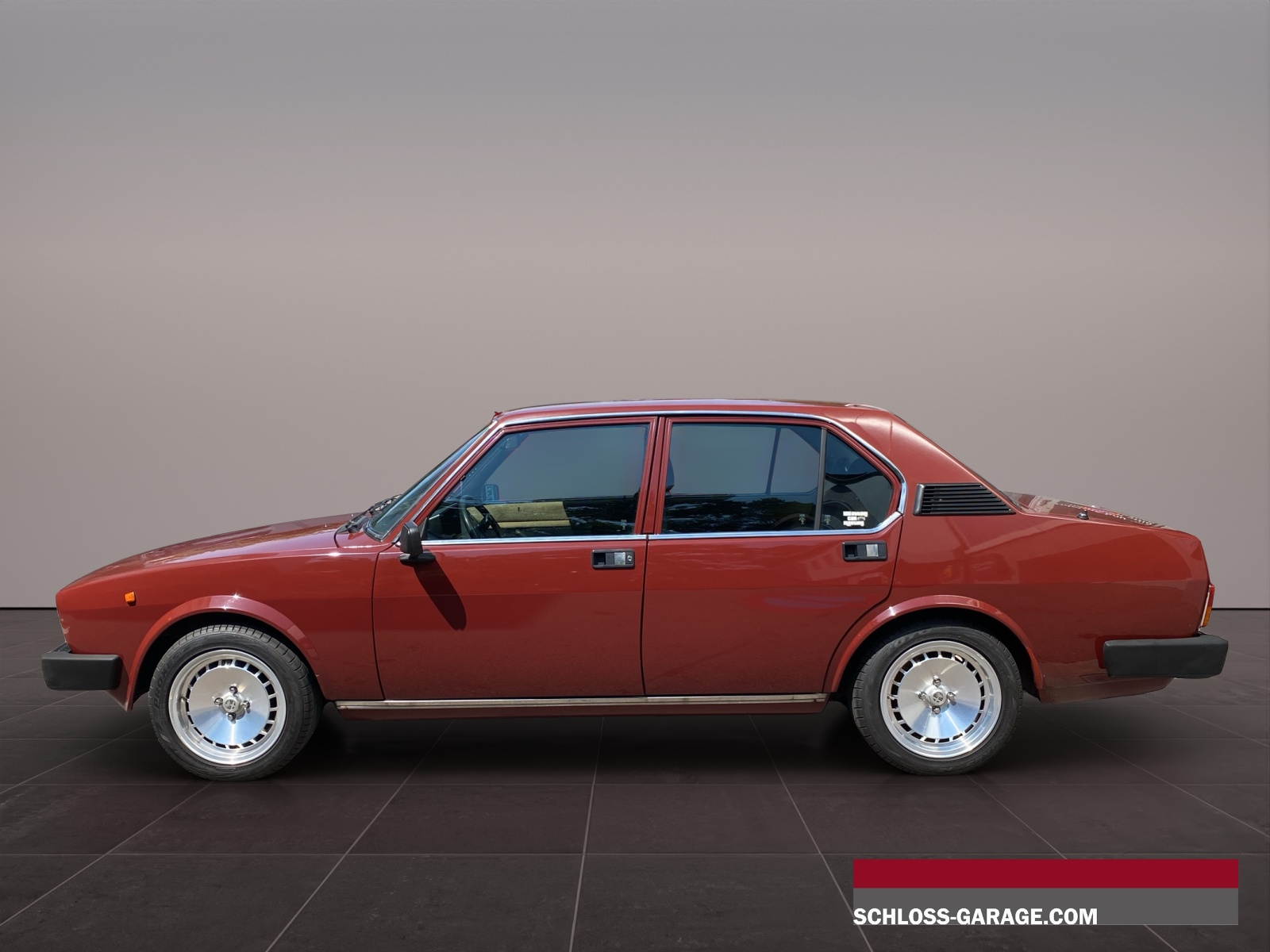 ALFA ROMEO ALFETTA 2.0l-showroom-element-2