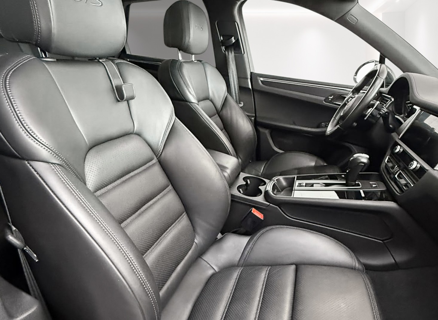 PORSCHE Macan GTS PDK inkl. Vollgarantie-image-14