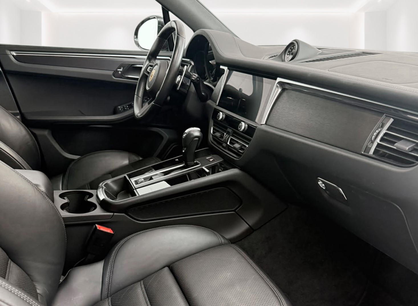 PORSCHE Macan GTS PDK inkl. Vollgarantie-image-13