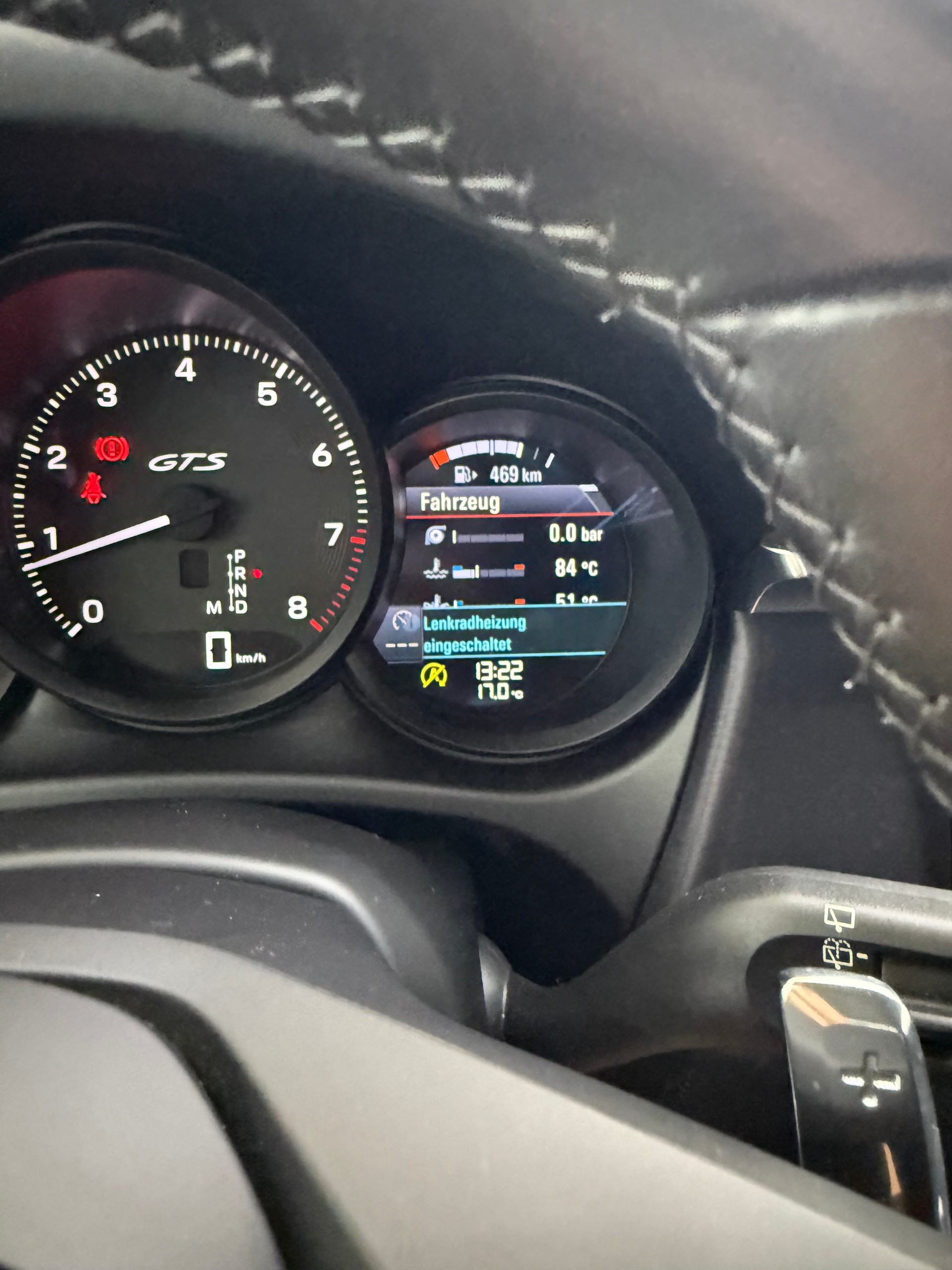PORSCHE Macan GTS PDK inkl. Vollgarantie-image-23