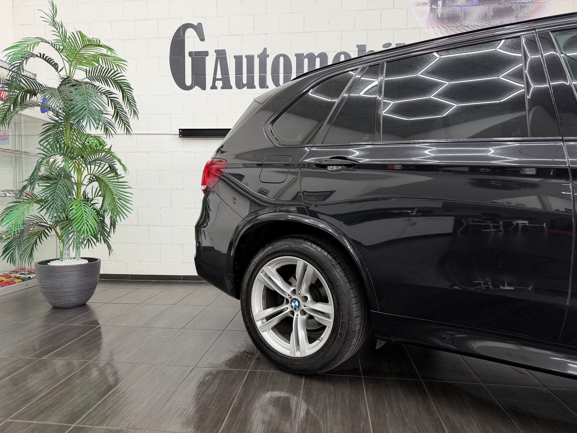 BMW X5 xDrive 30d Steptronic M Sportpaket ⭐️-showroom-element-3