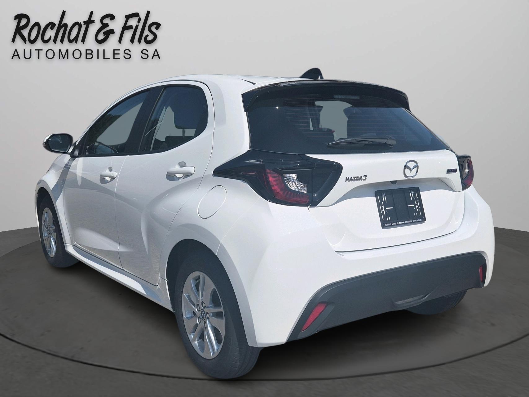 MAZDA 2 Hybrid Prime-line-showroom-element-2