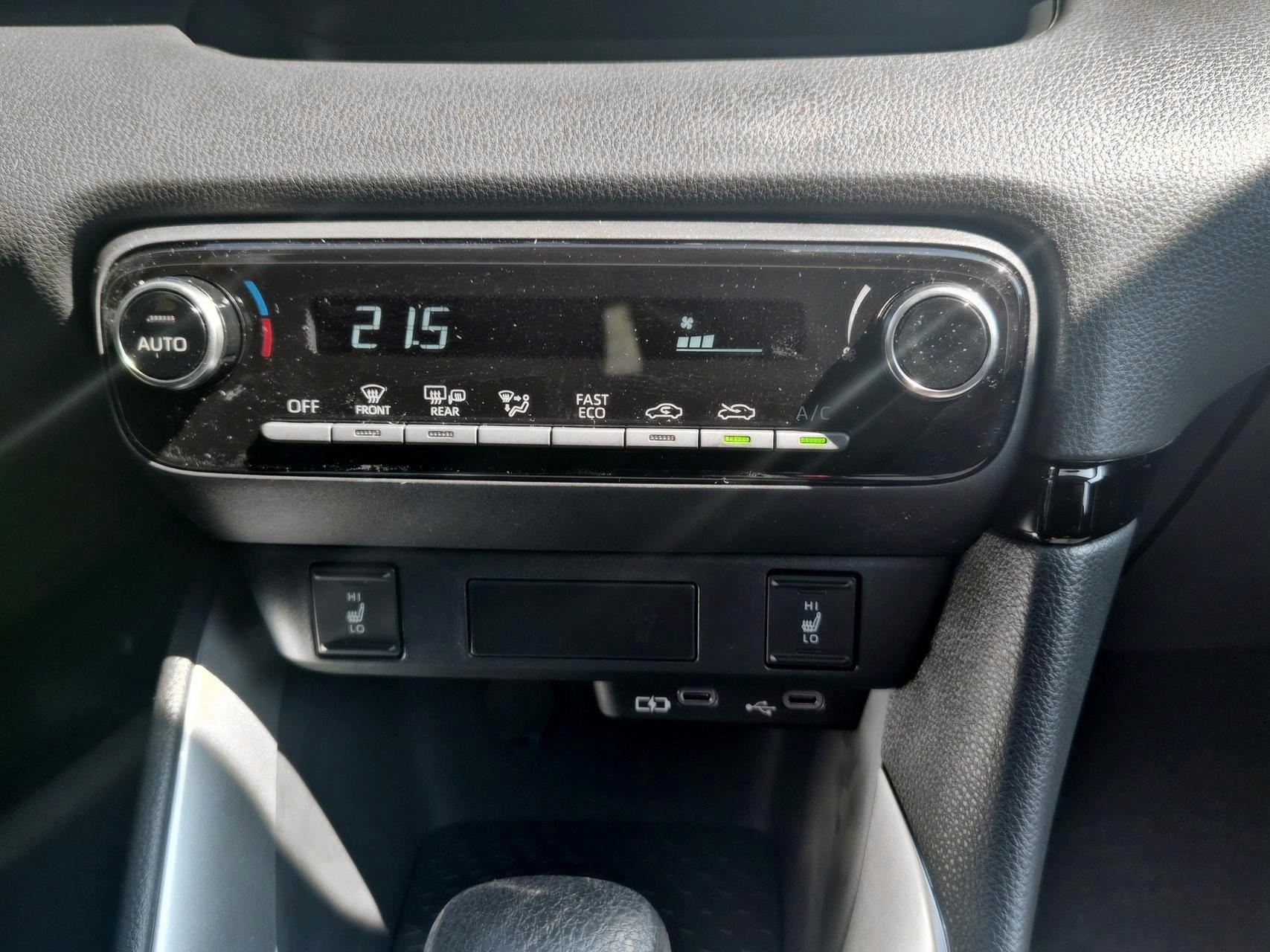MAZDA 2 Hybrid Prime-line-image-12