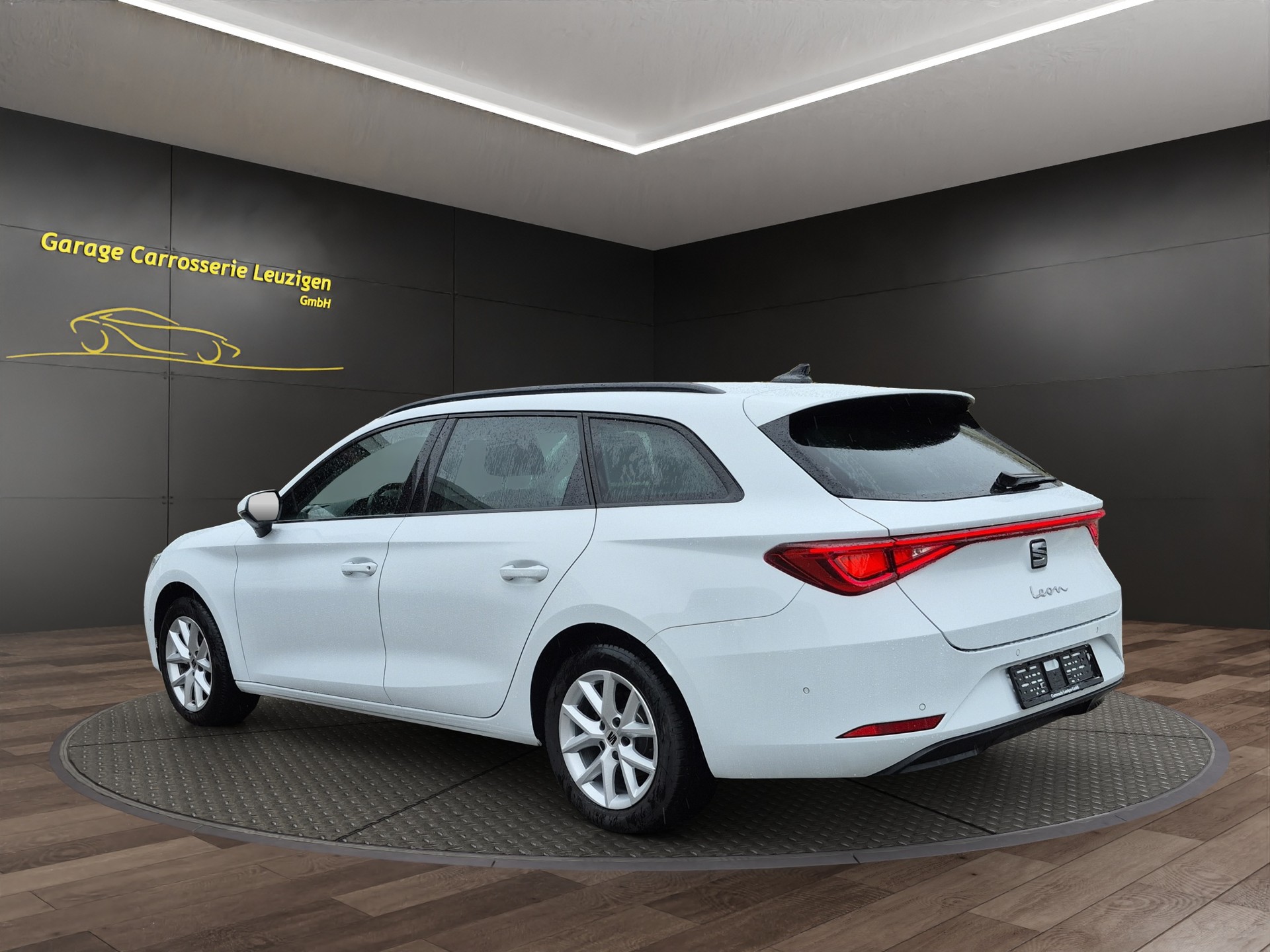 SEAT Leon ST 2.0 TDI EVO DSG Style-image-4