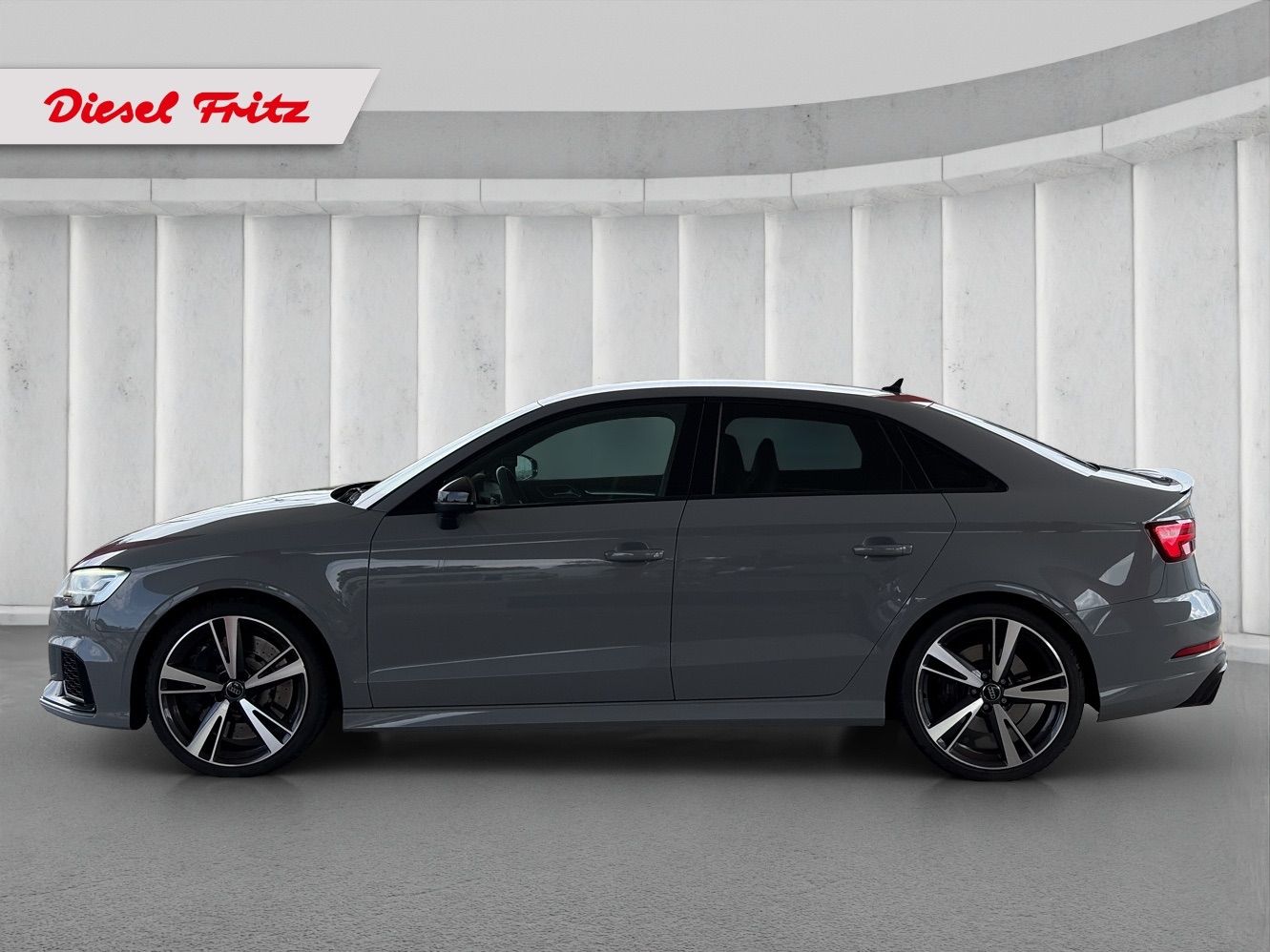 AUDI RS3 Limousine 2.5 TSI quattro S-tronic-showroom-element-1