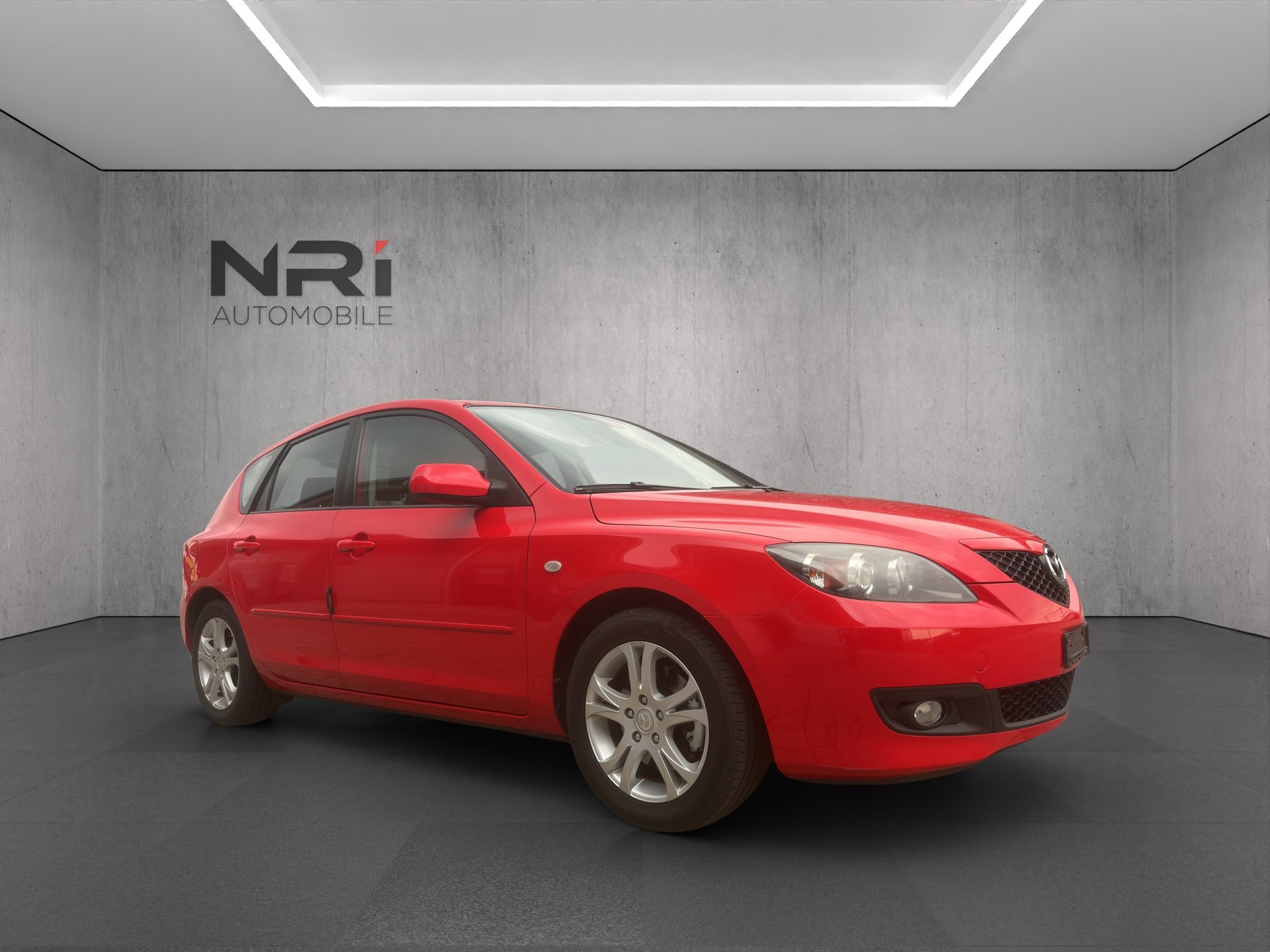 MAZDA 3 2.0 16V Sport-showroom-element-2
