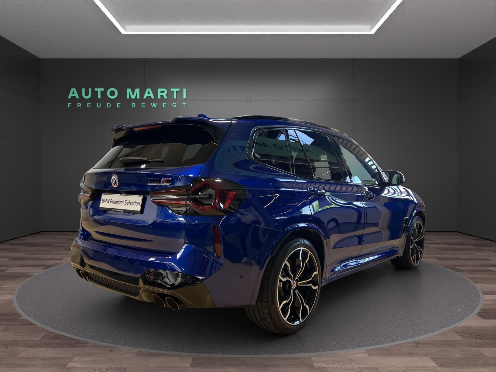 BMW X3 M Competition-showroom-element-3