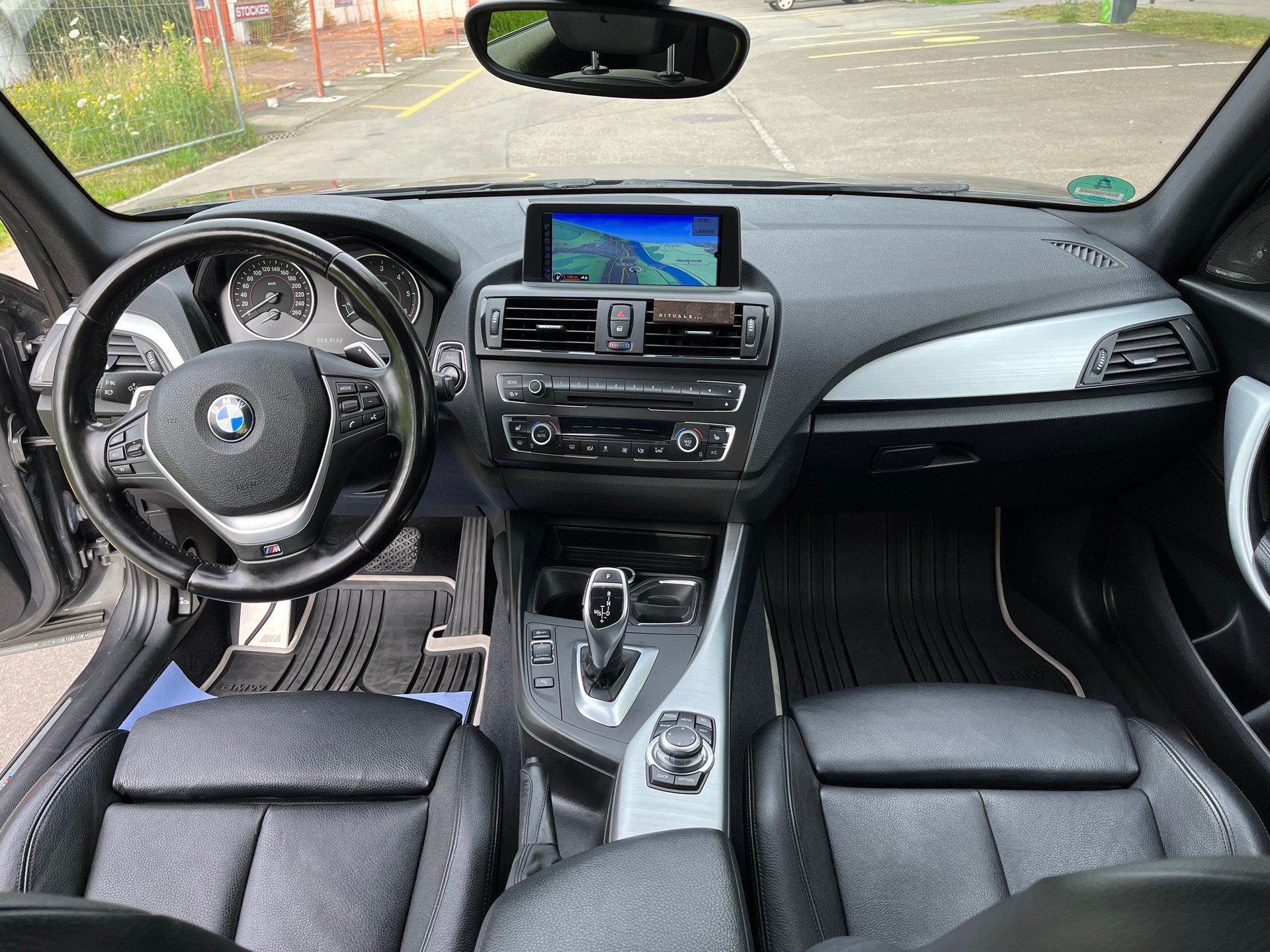 BMW 120d M-Sportpaket-image-5