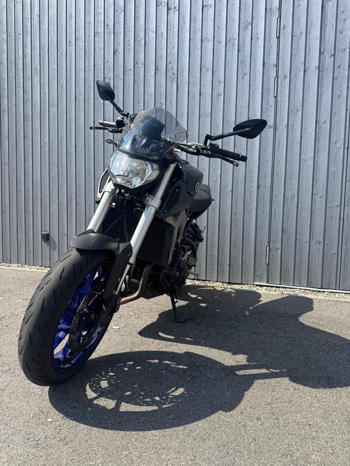 YAMAHA MT-09 ABS-image-2