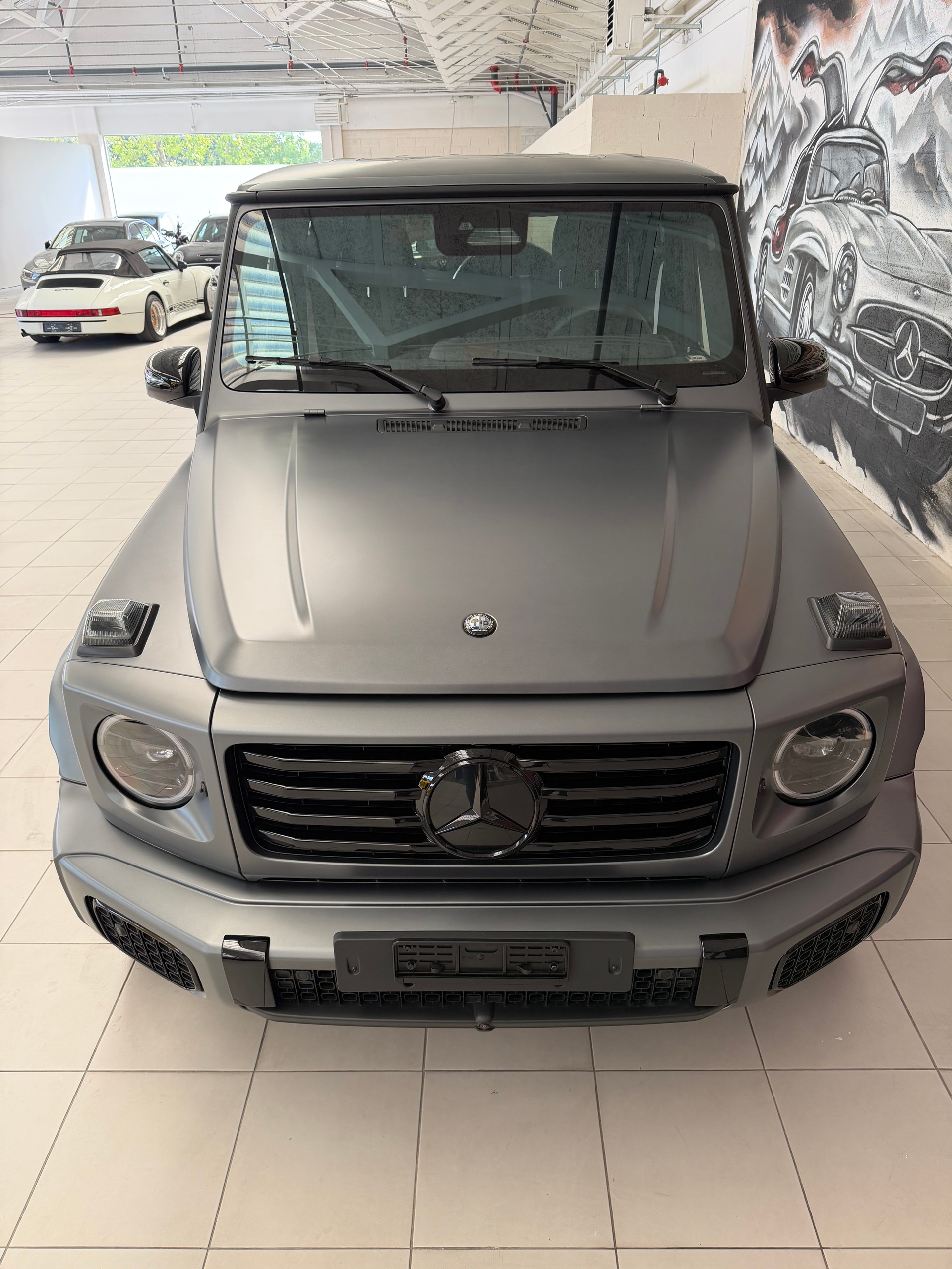 MERCEDES-BENZ G 450d 9G-Tronic-showroom-element-3