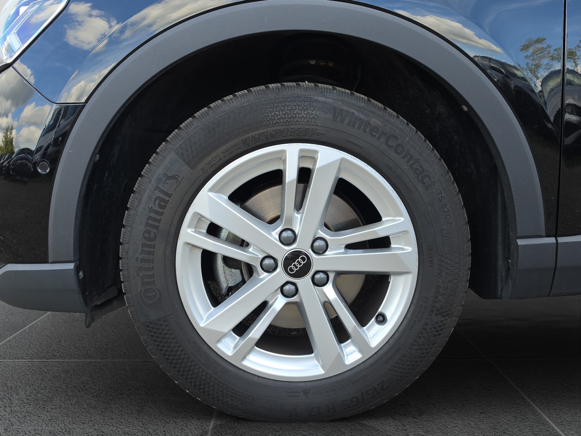 AUDI Q3 1.5 35 TFSI Attraction S-Tronic-image-8
