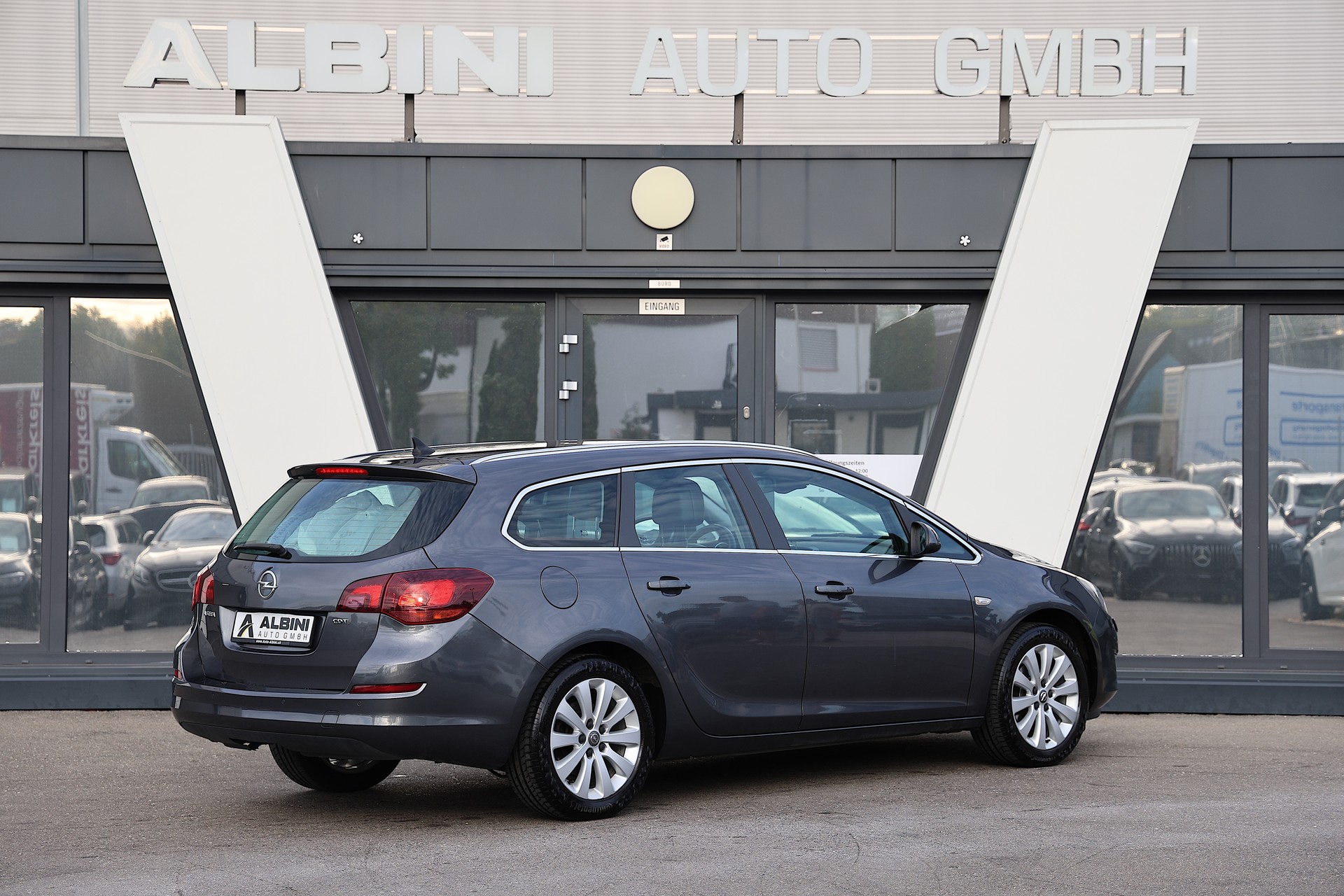 OPEL Astra Sports Tourer 1.7 CDTI *Frisch ab MFK* *Zahnriemen ersetzt* *Kopfzylinder ersetzt*-showroom-element-3