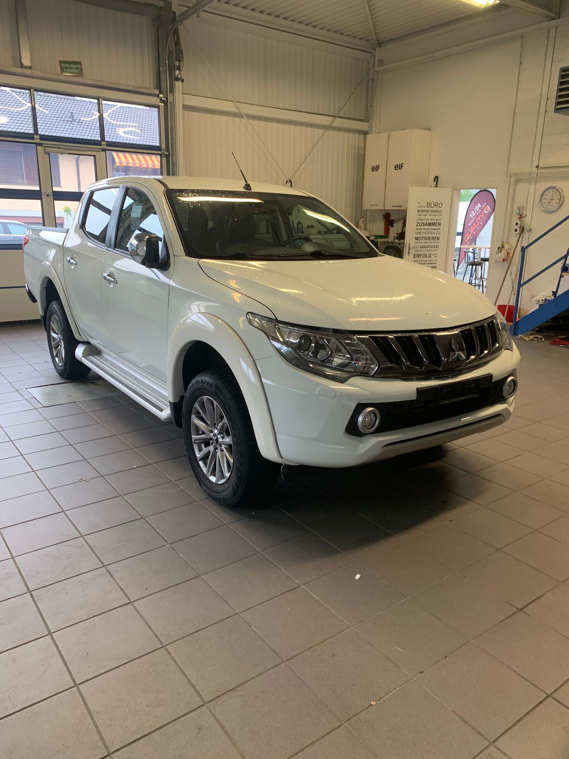MITSUBISHI L 200 2.4 Style Anniversary Double Cab A