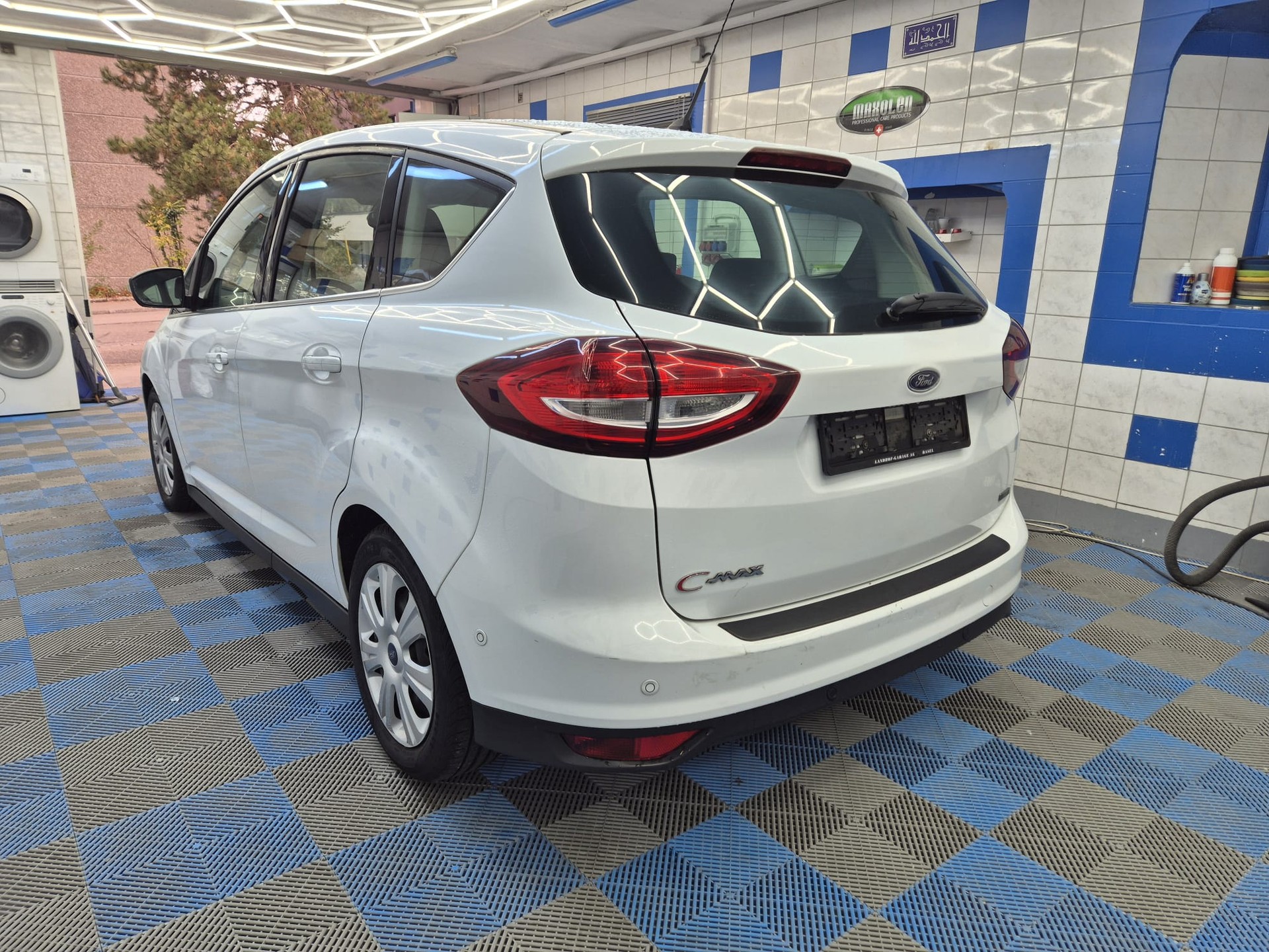 FORD C-Max 1.5 SCTi Titanium Automat-image-3