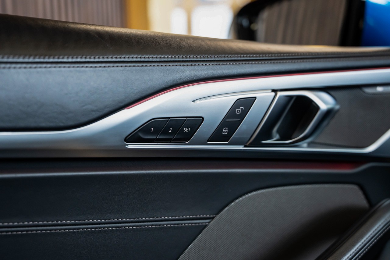 BMW 840i xDrive Steptronic M-Sportpaket-image-28