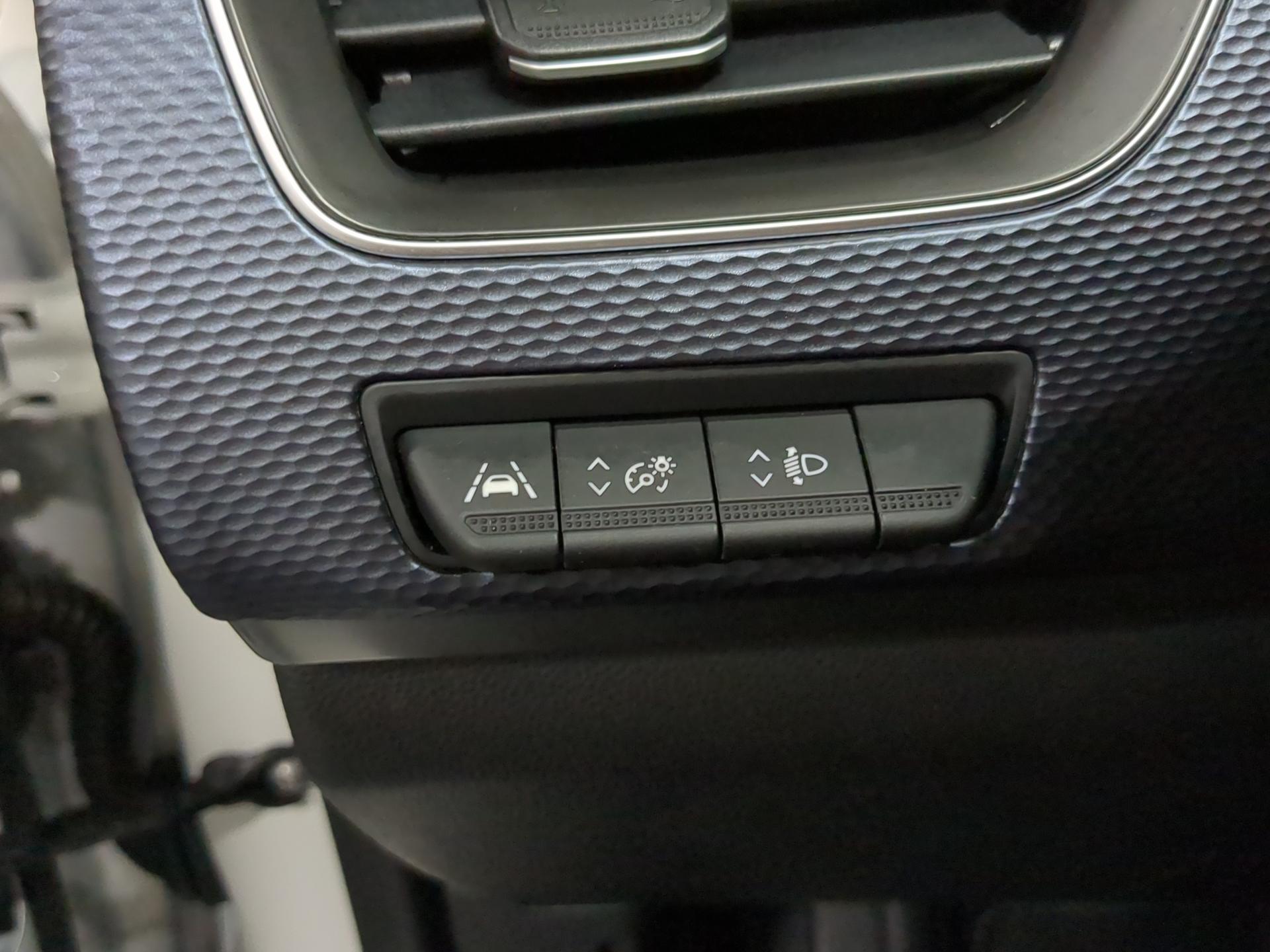 RENAULT Arkana 1.6 E-Tech Zen-image-18