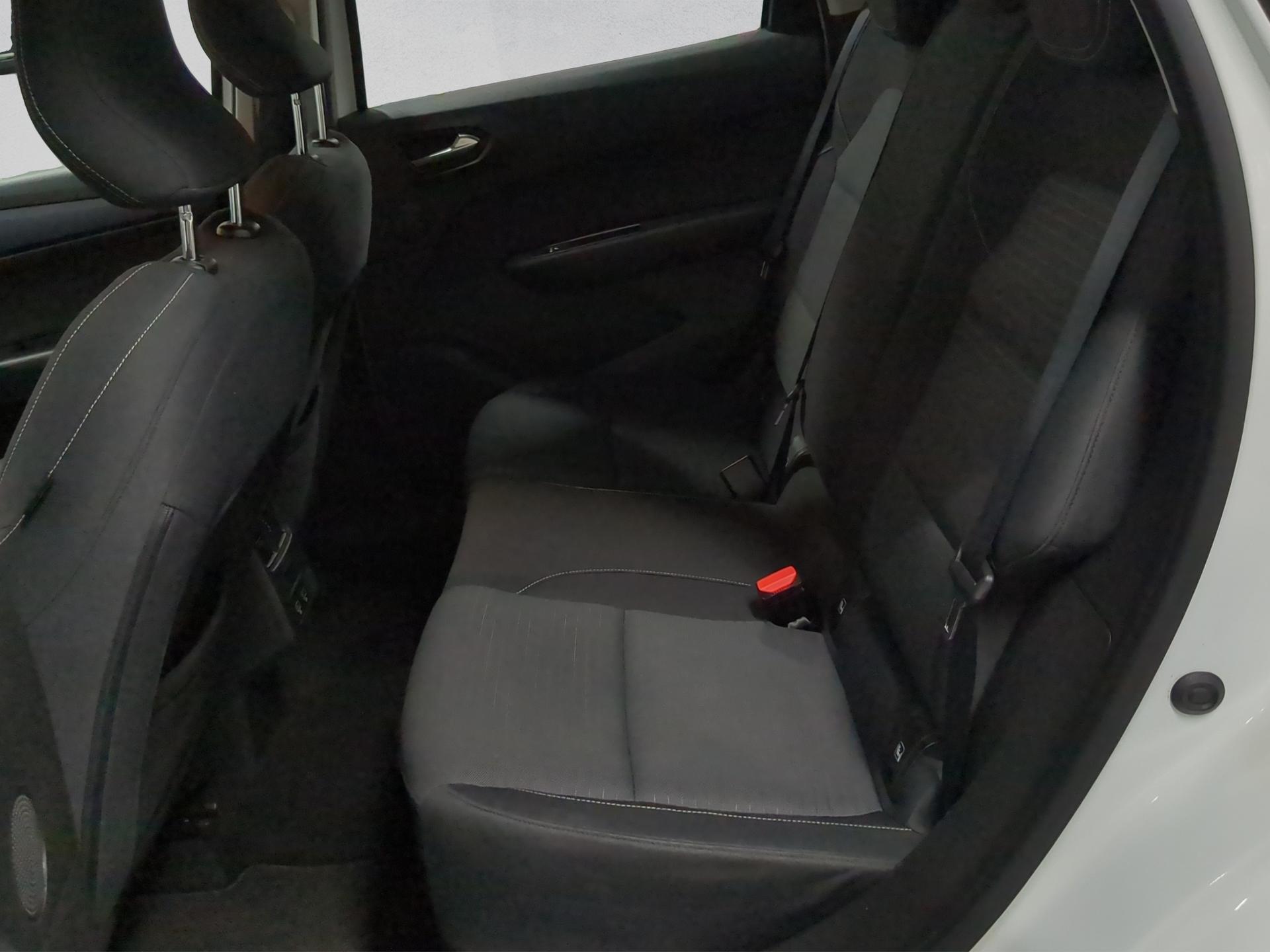 RENAULT Arkana 1.6 E-Tech Zen-image-13