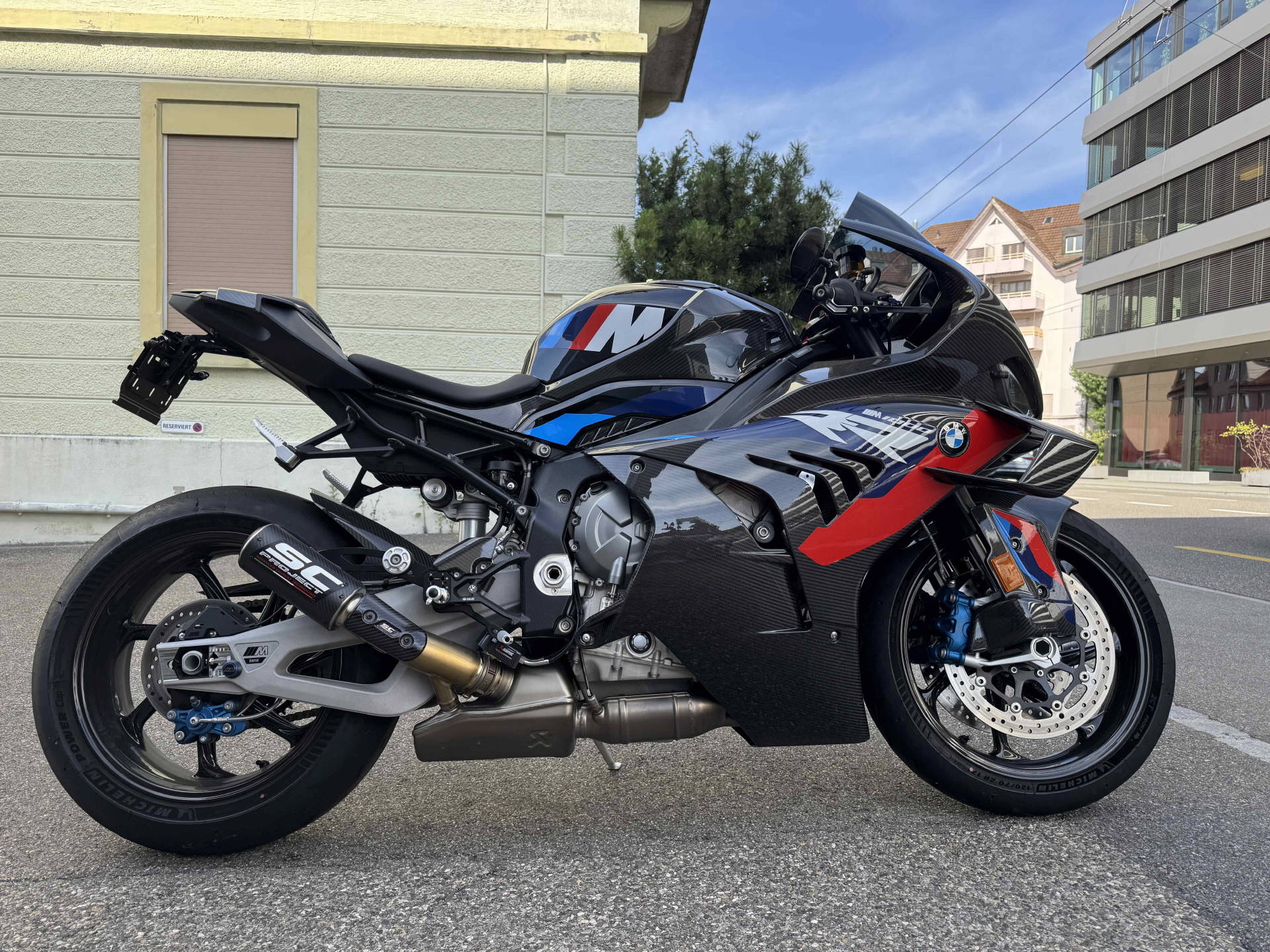 BMW M 1000 RR Competition-image-4