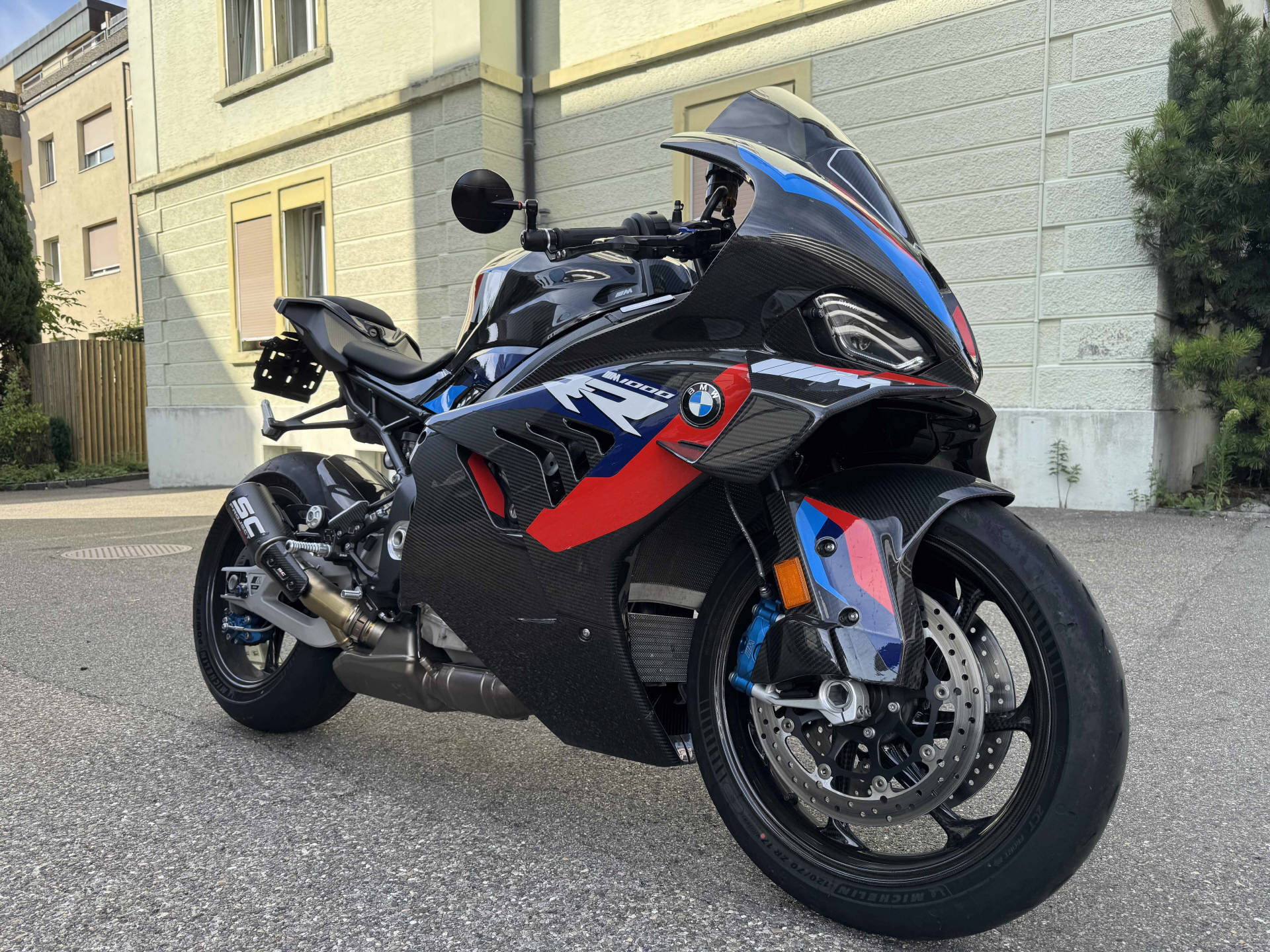 BMW M 1000 RR Competition-image-5