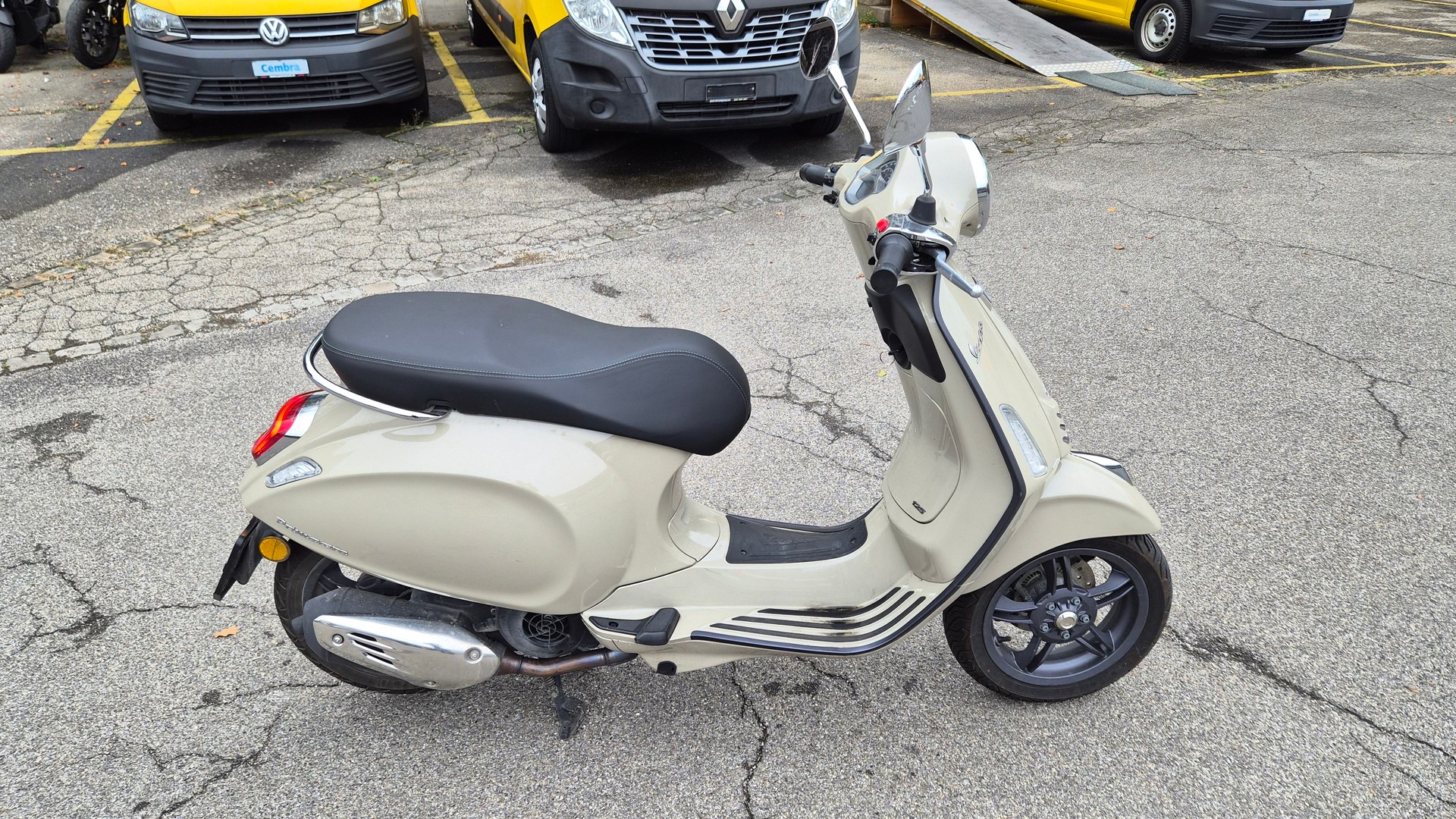 PIAGGIO Vespa 125 Primavera ABS-image-3