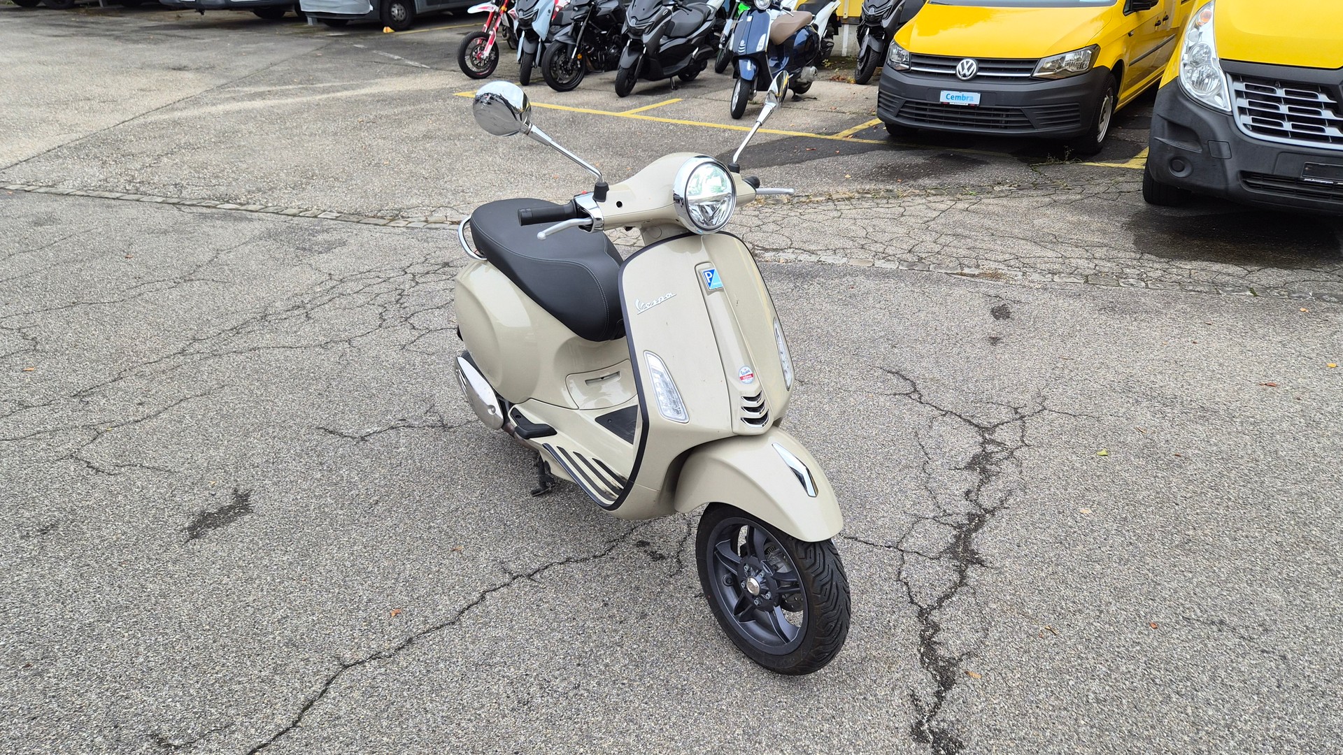 PIAGGIO Vespa 125 Primavera ABS-image-1