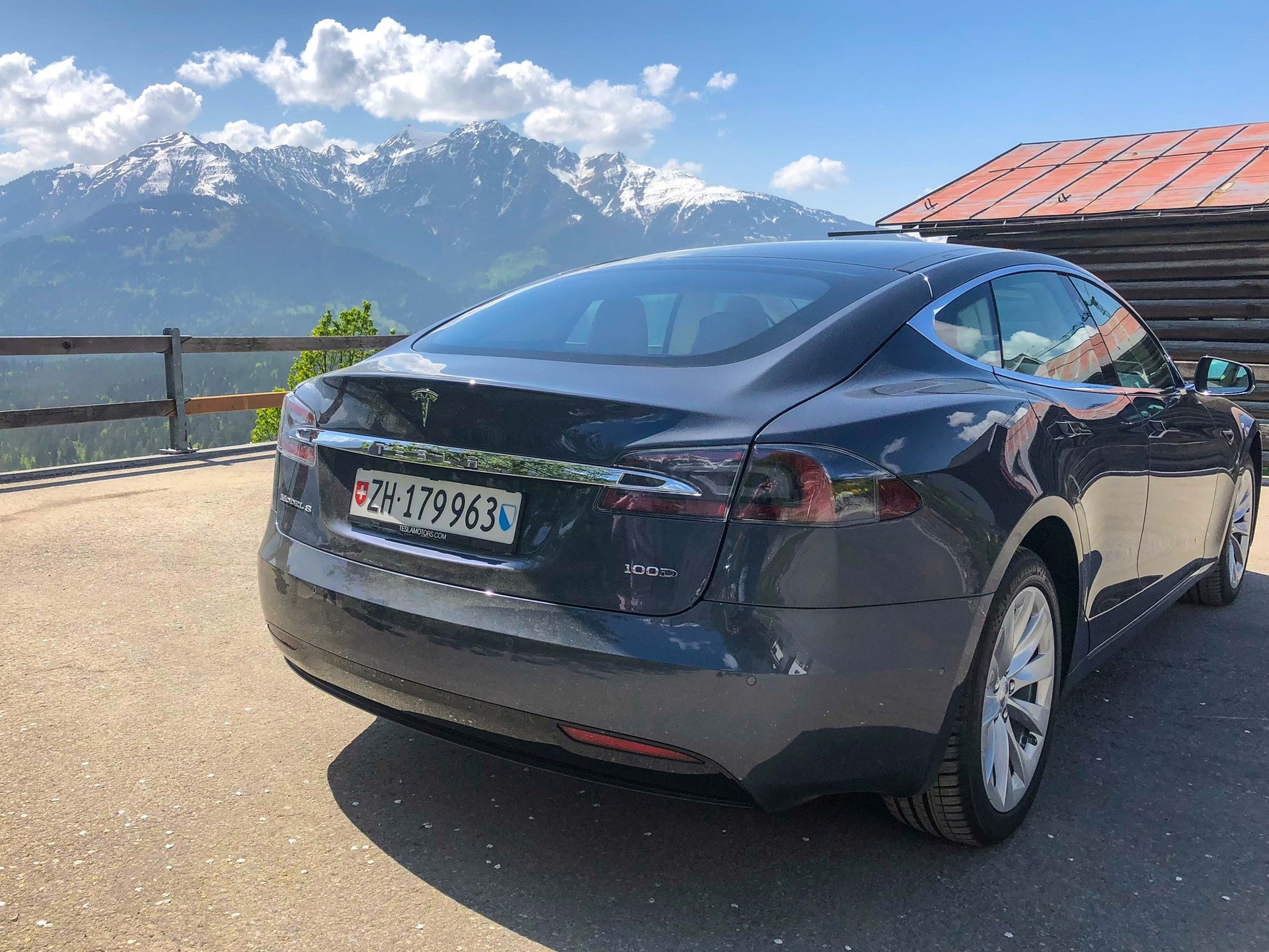 TESLA Model S 100 D-image-1
