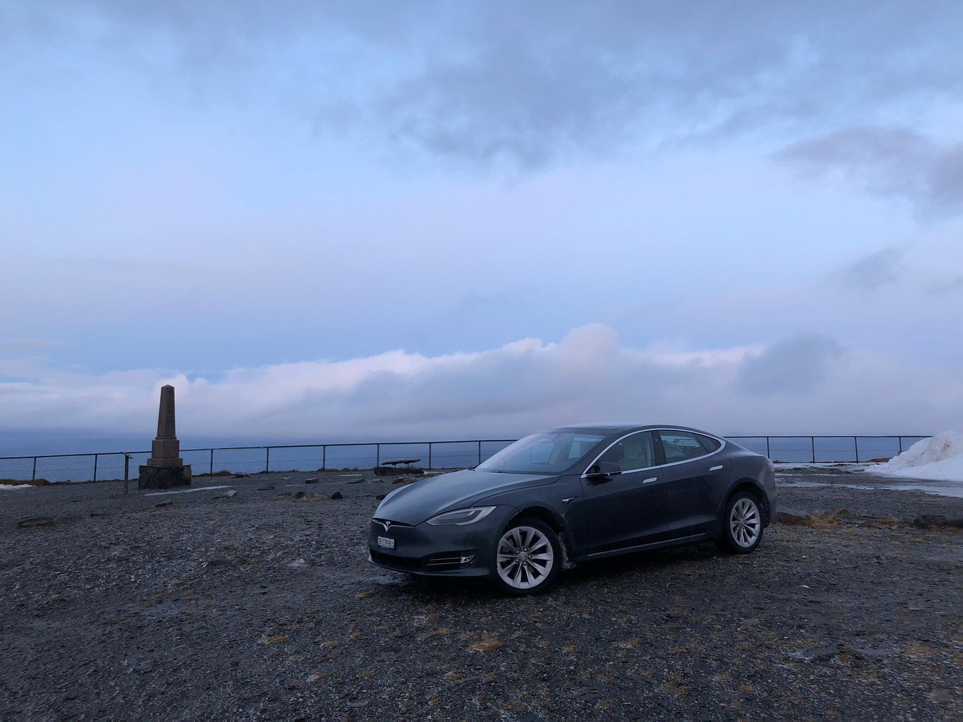 TESLA Model S 100 D-image-14