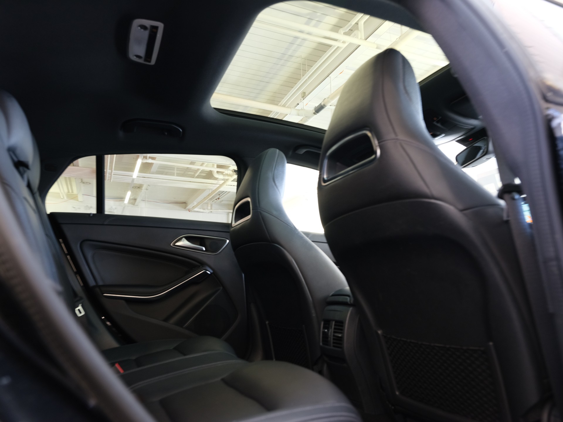 MERCEDES-BENZ CLA Shooting Brake 220 d Urban 4Matic 7G-DCT-image-12
