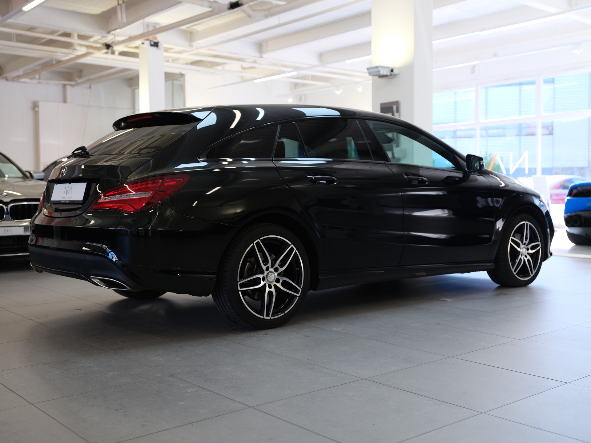 MERCEDES-BENZ CLA Shooting Brake 220 d Urban 4Matic 7G-DCT-image-5