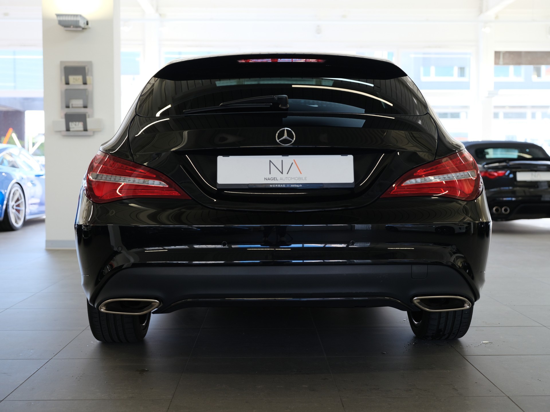 MERCEDES-BENZ CLA Shooting Brake 220 d Urban 4Matic 7G-DCT-image-4