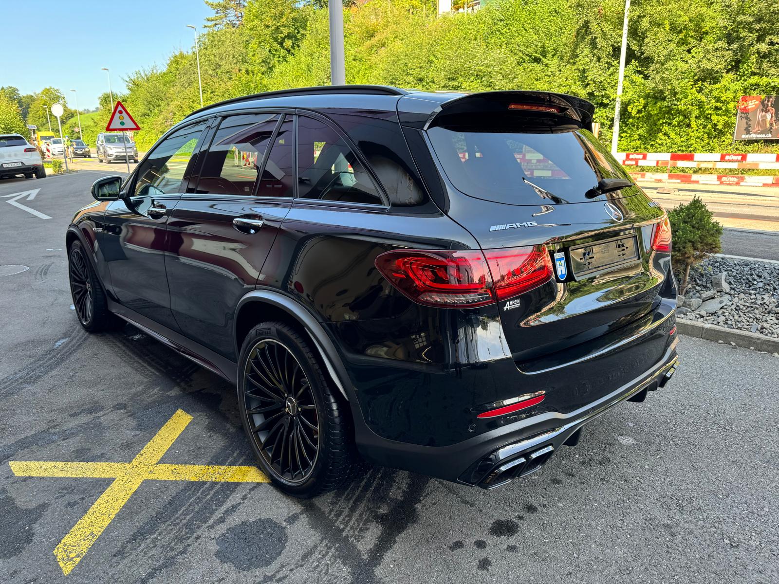 MERCEDES-BENZ GLC 63 S AMG 4Matic 9G-Tronic-image-3