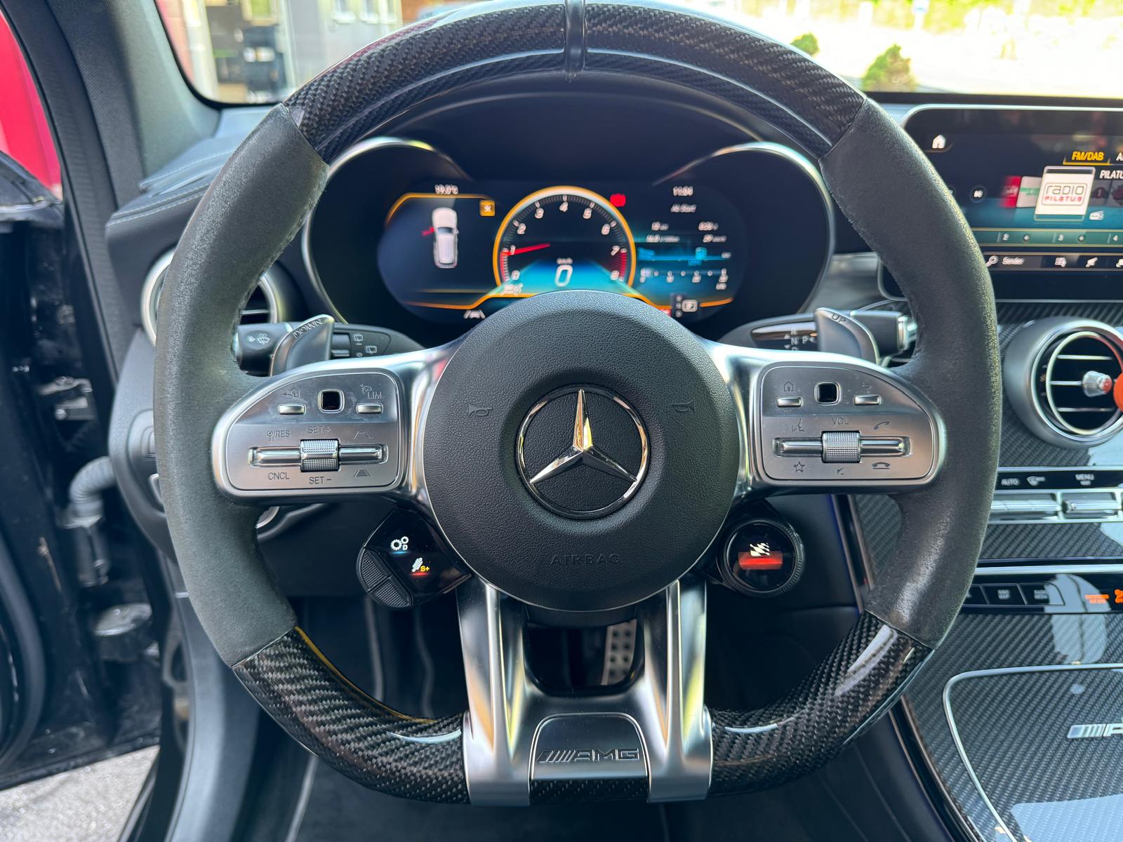 MERCEDES-BENZ GLC 63 S AMG 4Matic 9G-Tronic-image-6