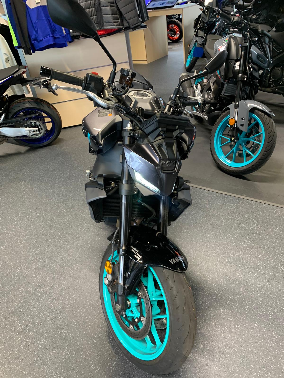 YAMAHA MT-09-image-5