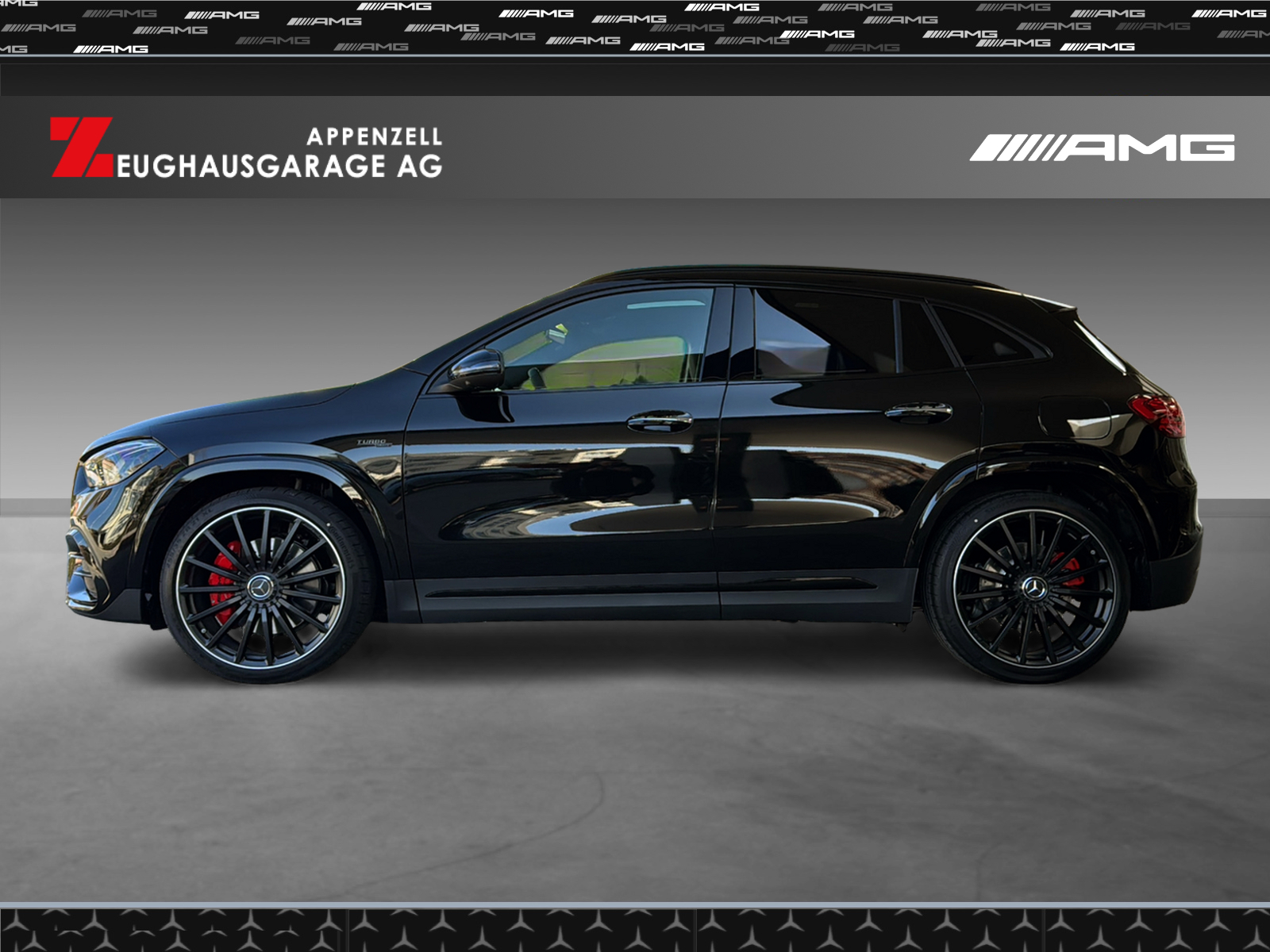 MERCEDES-BENZ GLA 35 4Matic-showroom-element-2